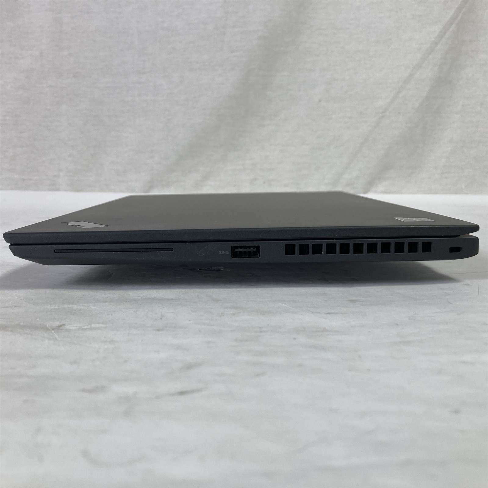 Lenovo ThinkPad T14S G2 14″ Core i7-1185G7 3.0GHz 16GB 512GB NVMe SSD – Win 11