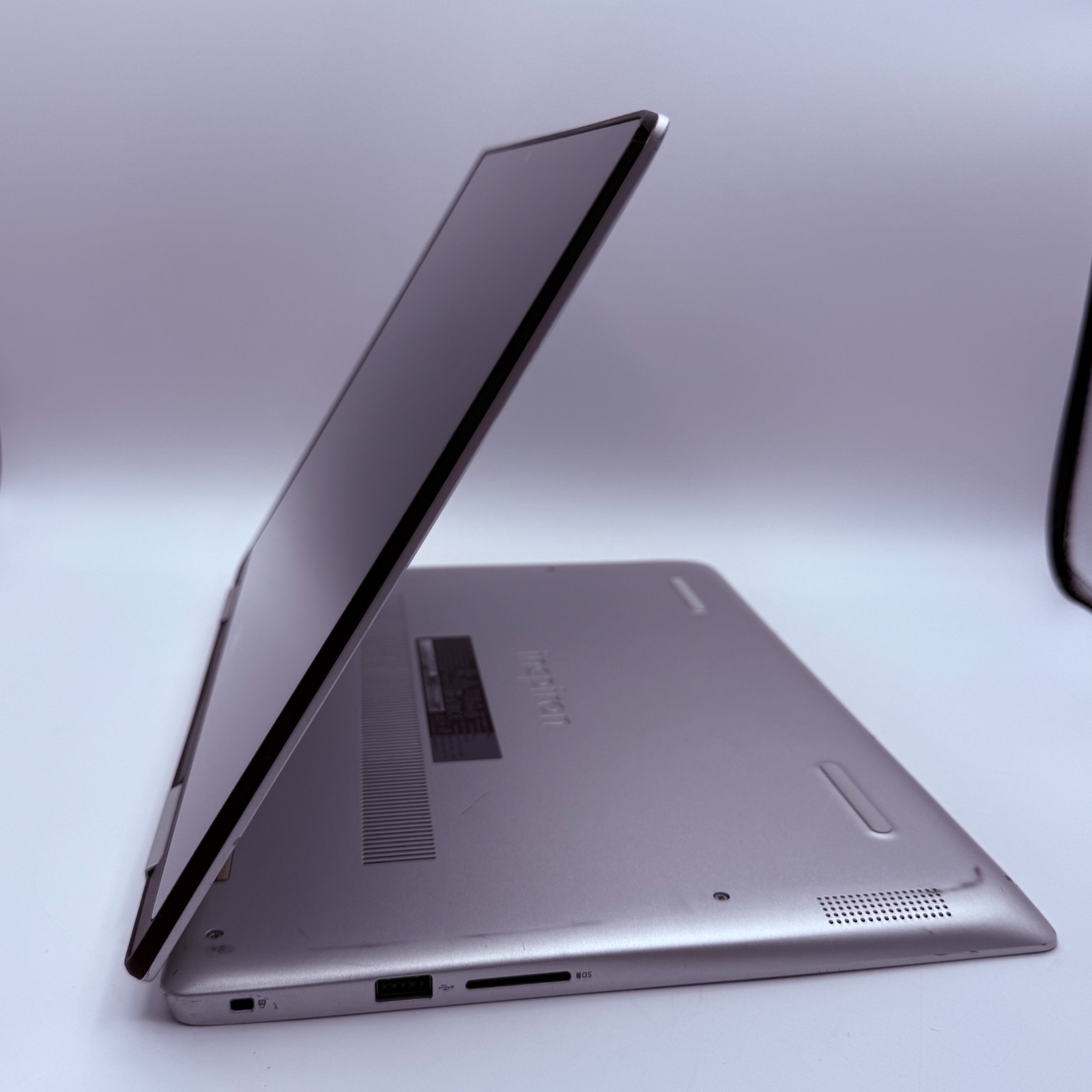 Dell Inspiron 5491 2-in-1 i7-10510U 8GB 256GB SSD Touch Win11 Battery 60% Good