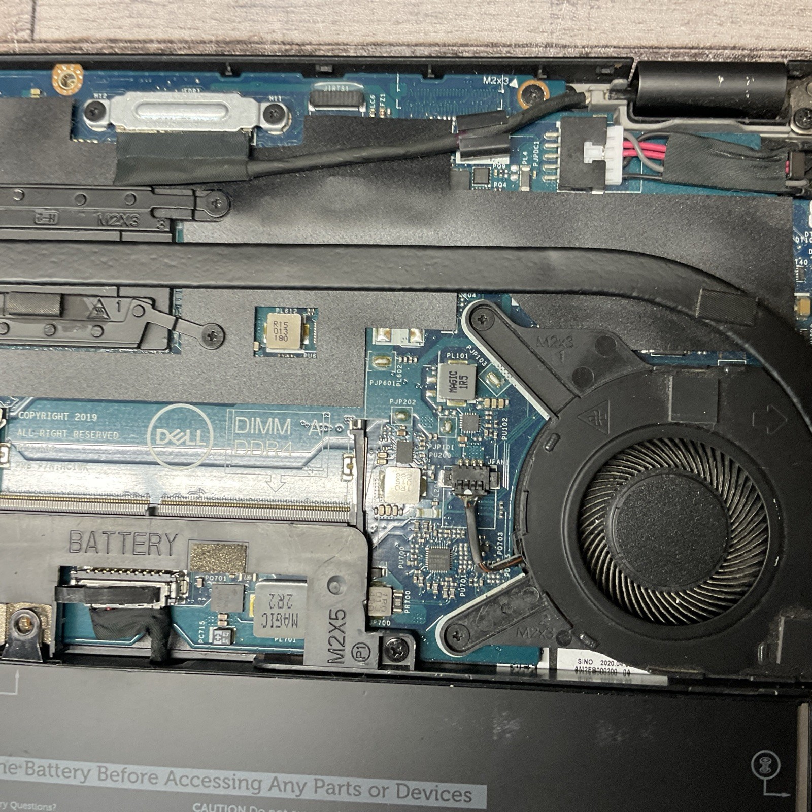 Latitude 5400 / i5 8th / No RAM Laptop Notebook PC / C20