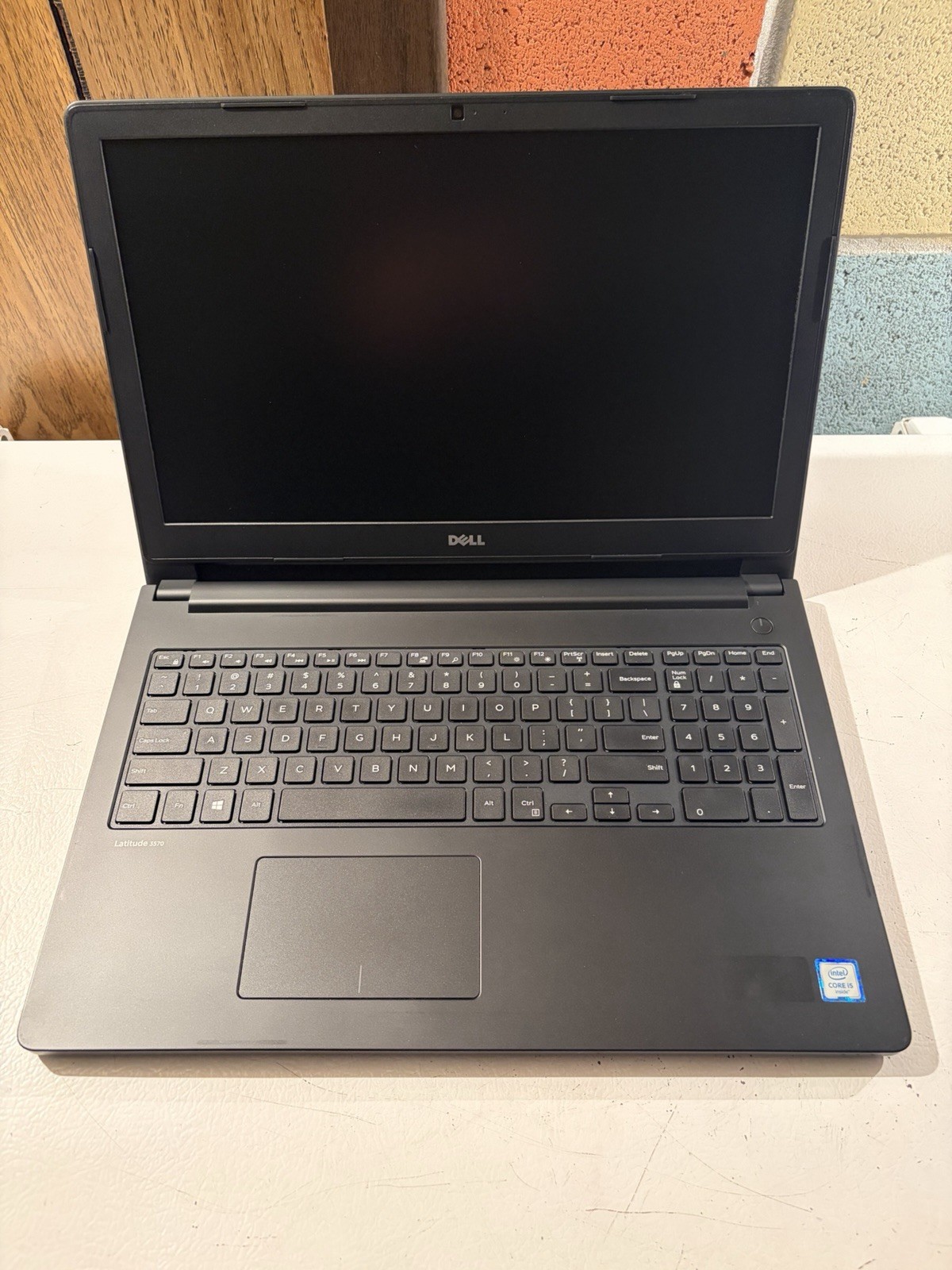 DELL LATITUDE 3570 15.6” HD INTEL i5-6200U 16GB RAM 250GB SSD WINDOWS 11 PRO