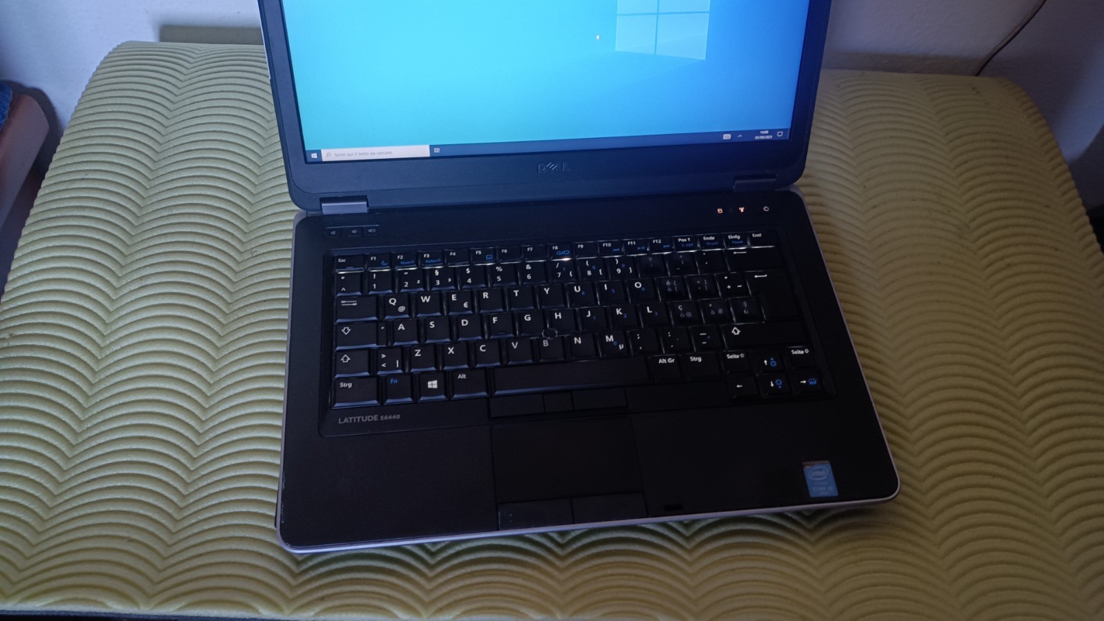DELL LATITUDE e6440 14″ 1600X900 i5-4300U 8GB 128GB SSD WIN11