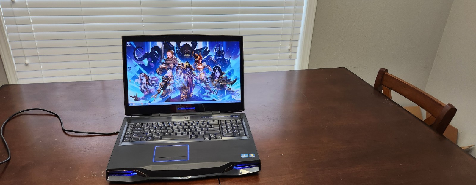 Alienware M18x R2 Laptop – 3rd Gen, Ivy Bridge. Works great, great condition!
