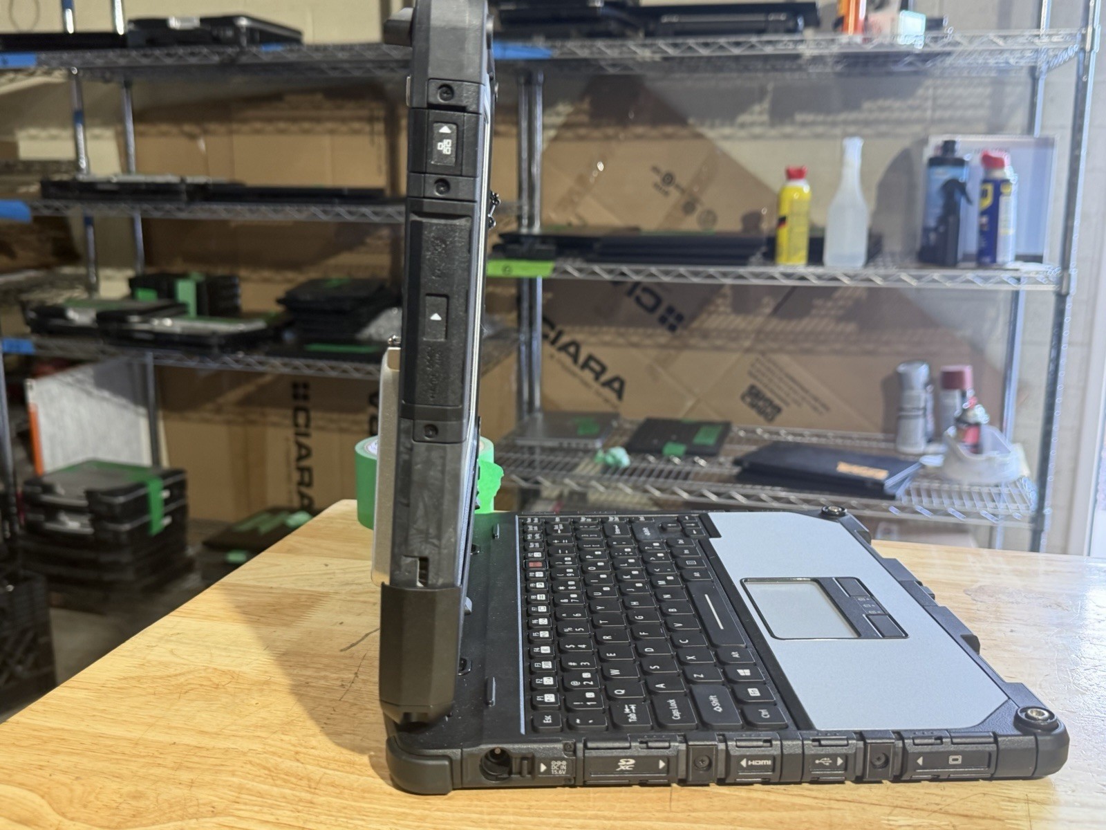Panasonic ToughBook CF-33 i5-6300U 8GB Ram 256 SSD Win11 Pro. Touchscreen