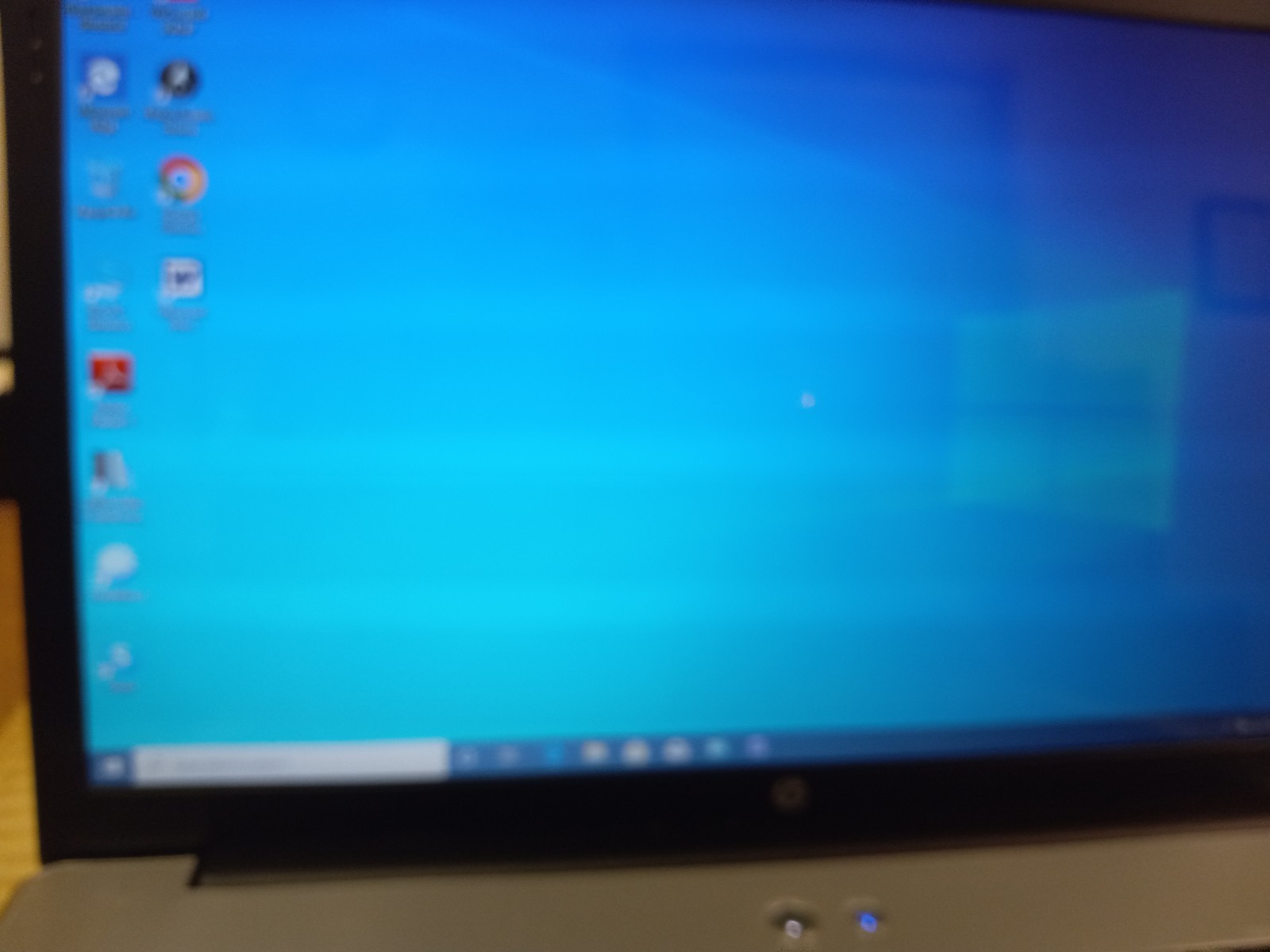 HP G71 Windows 10 pro 500gb 4gb 17.3″ Works perfect
