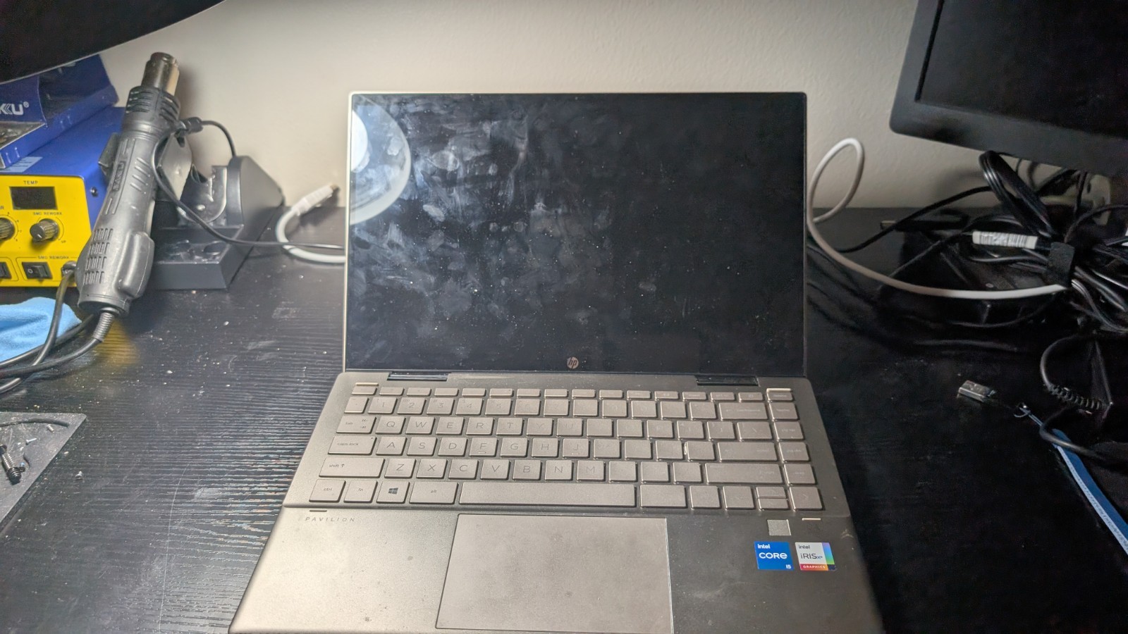 HP Pavilion x360 14m-dy0033dx 14″ TS Laptop i5-1135G7 8GB Ram