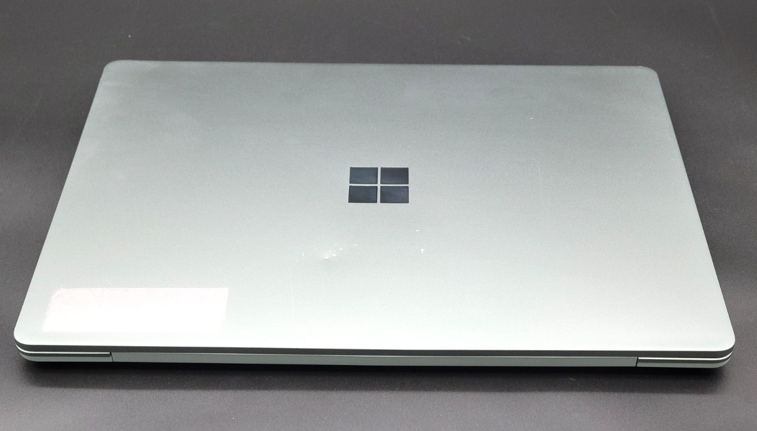 Microsoft Surface Laptop Go 3 12.4″ i5-1235U 8GB RAM 256GB SSD Touchscreen Sage