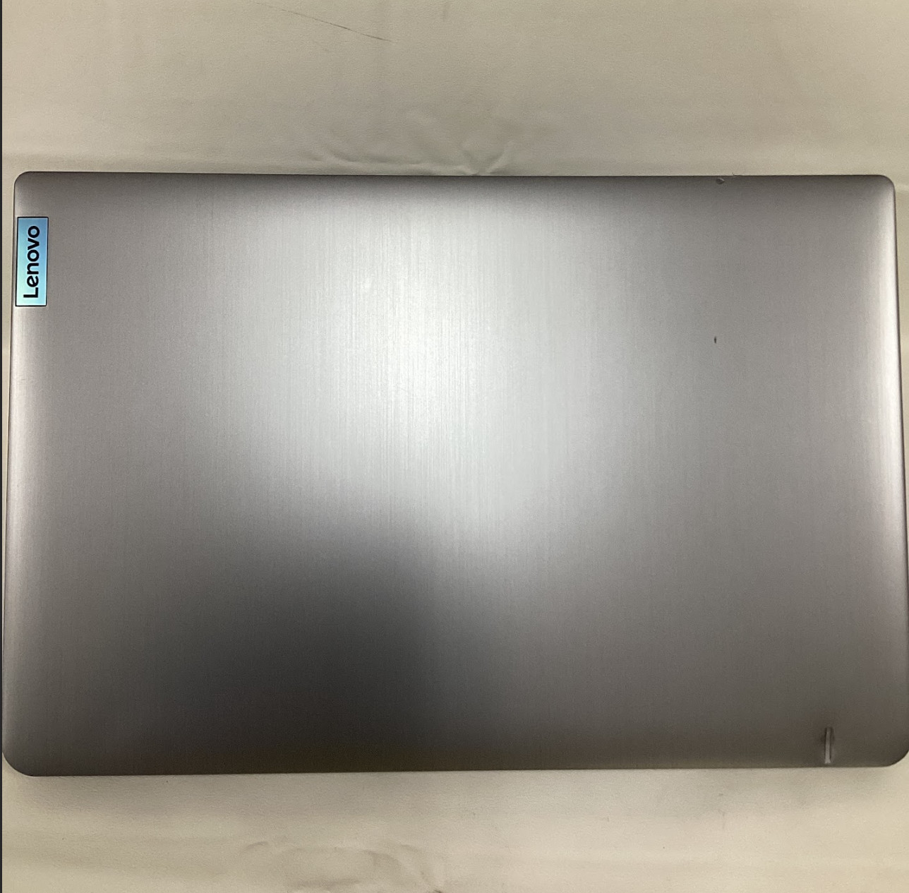 Lenovo IdeaPad Laptop i7-1165G7 8GB RAM 512GB SSD – Screen Damaged