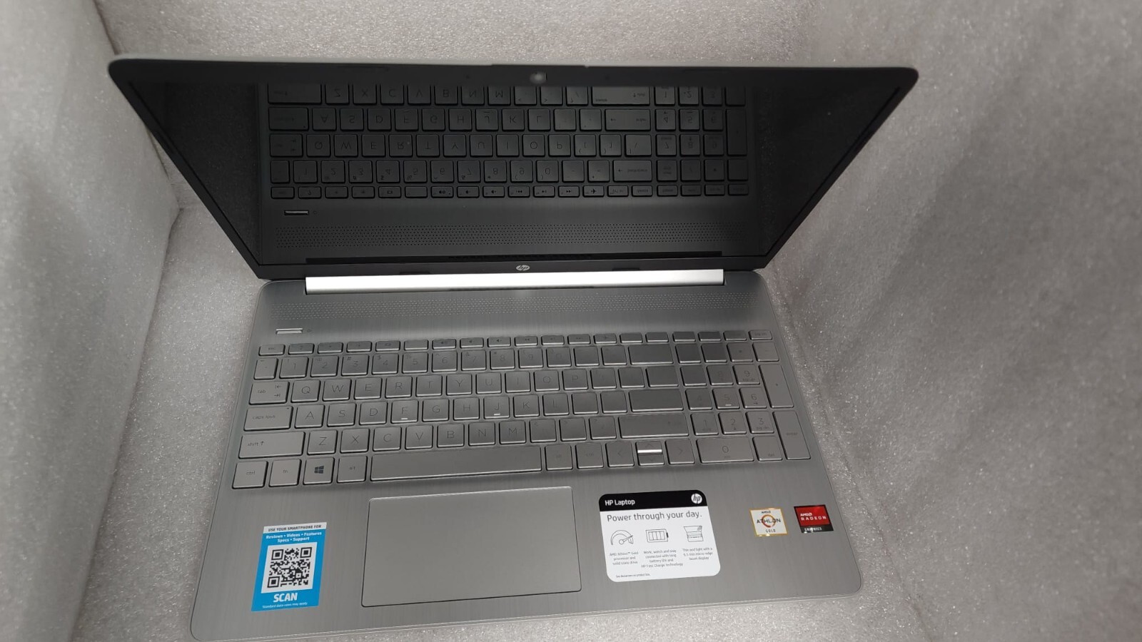 [Box Open] HP Laptop 15-ef1040nr , 8GB RAM 256GB SSD, 15.6” FHD, 3-cell, 41 Wh