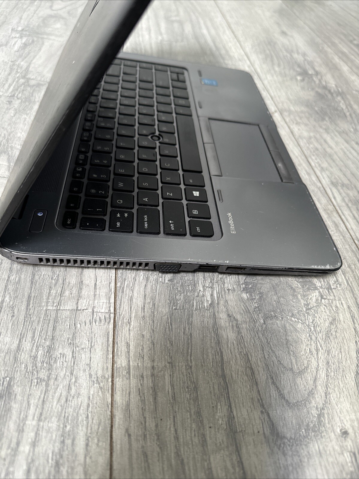 HP ELITEBOOK 840 G2 Intel i7-5600U @ 2.60Ghz 8GB RAM 120GB SSD WINDOWS 10 PRO
