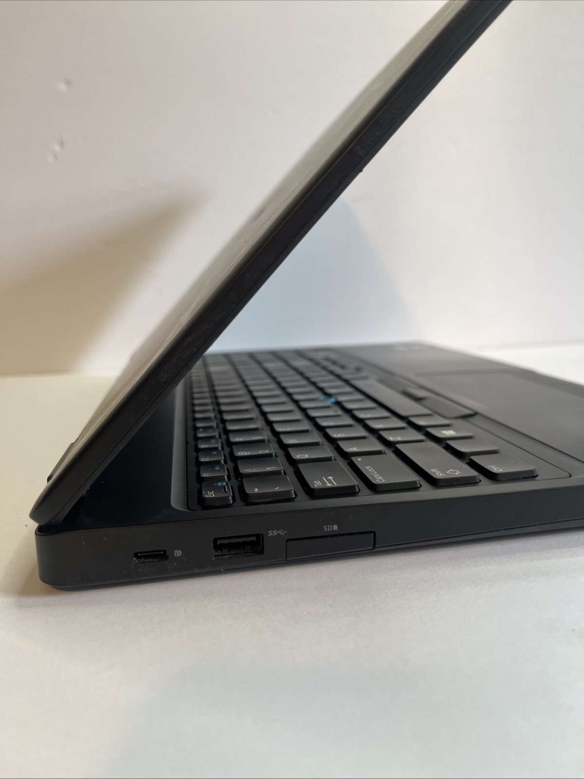 Dell Precision 3530 i5-8400H 2.50GHz 8/512GB Win11H UHD630 15.5″ *read* #310