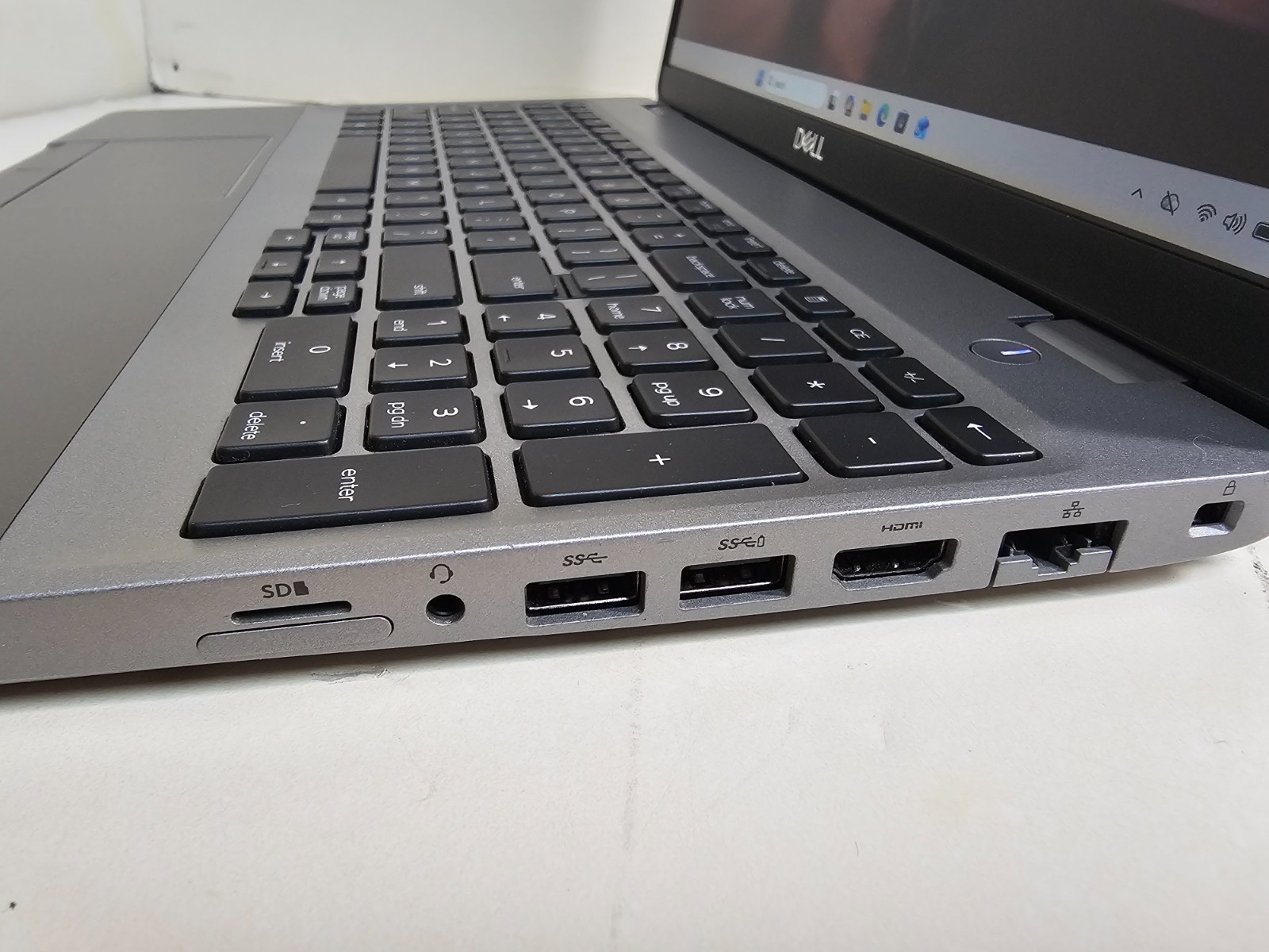Dell Precision 3550 Laptop – 1.7 GHz i5-10310U 8GB 256GB SSD Webcam 15.6″ – SP10