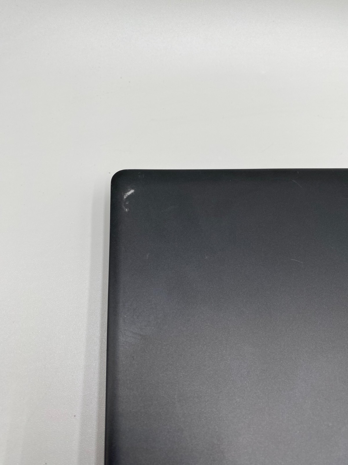 Dell Latitude 5480 14″ i5-7300U 2.6GHz 512GB SSD 8GB DDR4 Black Laptop C/S2/READ
