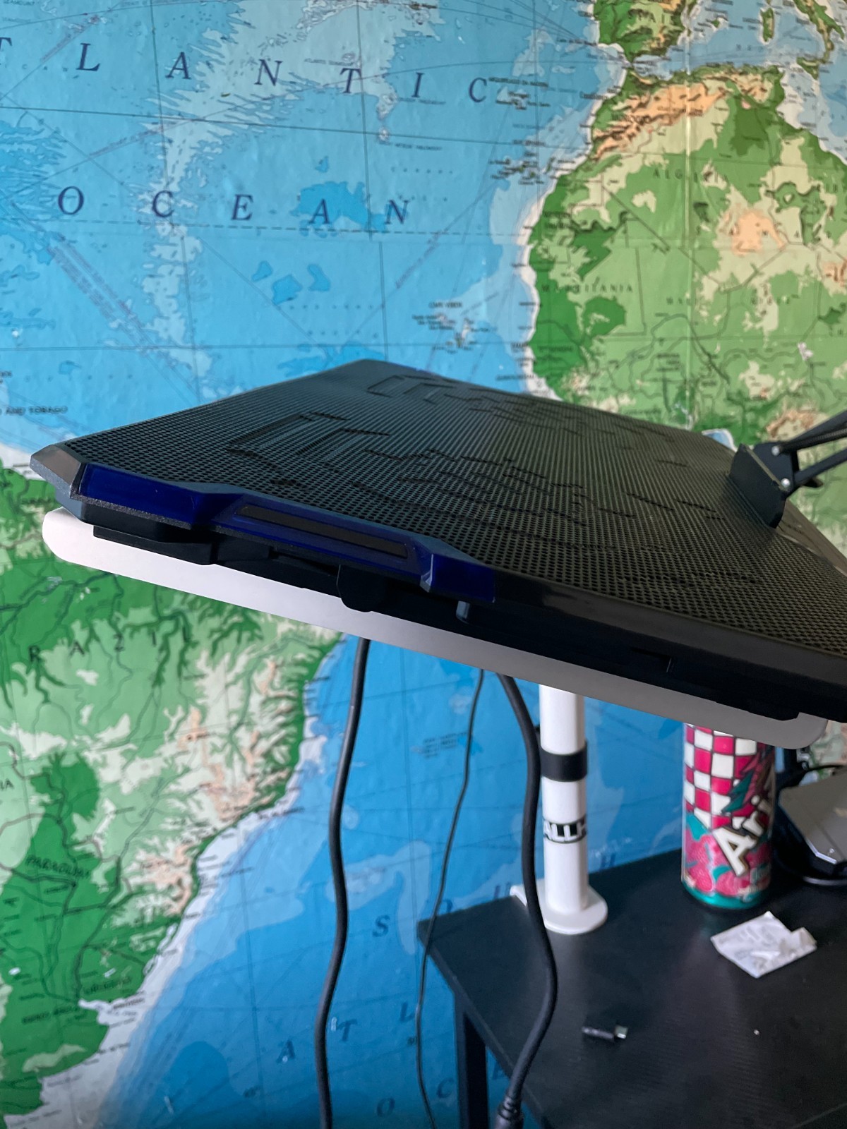 Alienware M18 R1 18″ FHD 480Hz AMD Ryzen 9 7845HX 32GB RAM 1TB SSD RTX 4070