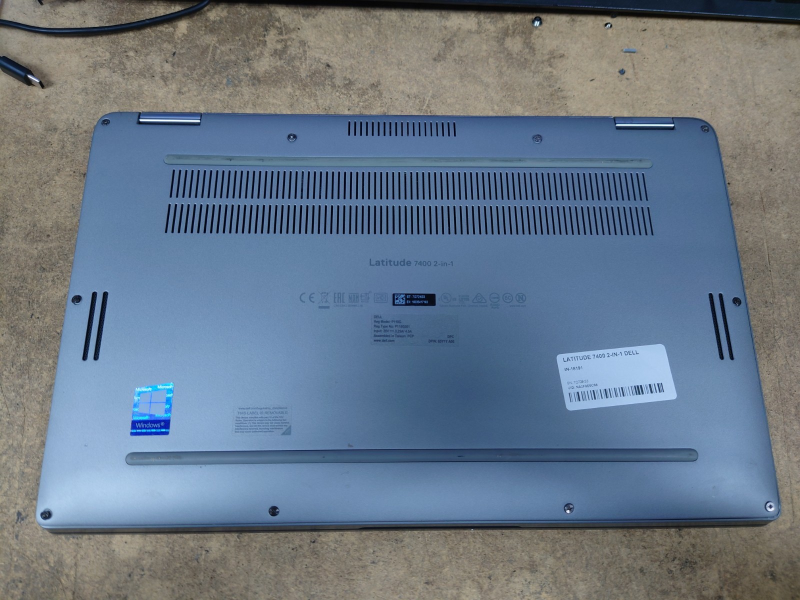 Dell Latitude 7400 2-n-1 14″ FHD Touch i7-8665U 8GB RAM No Battery/OS/SSD