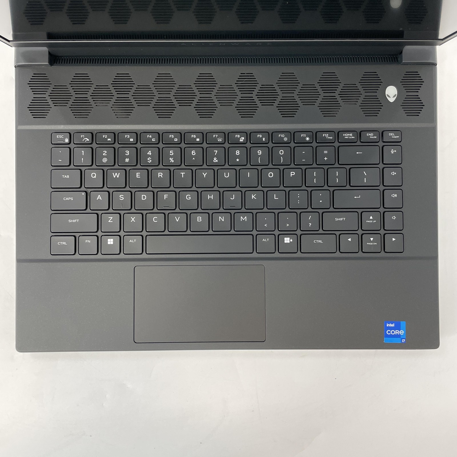 Dell Alienware M16 R1 165Hz QHD+ 2.1 GHz i7-13700HX 64GB 2TB/1TB NVIDIA RTX 4070