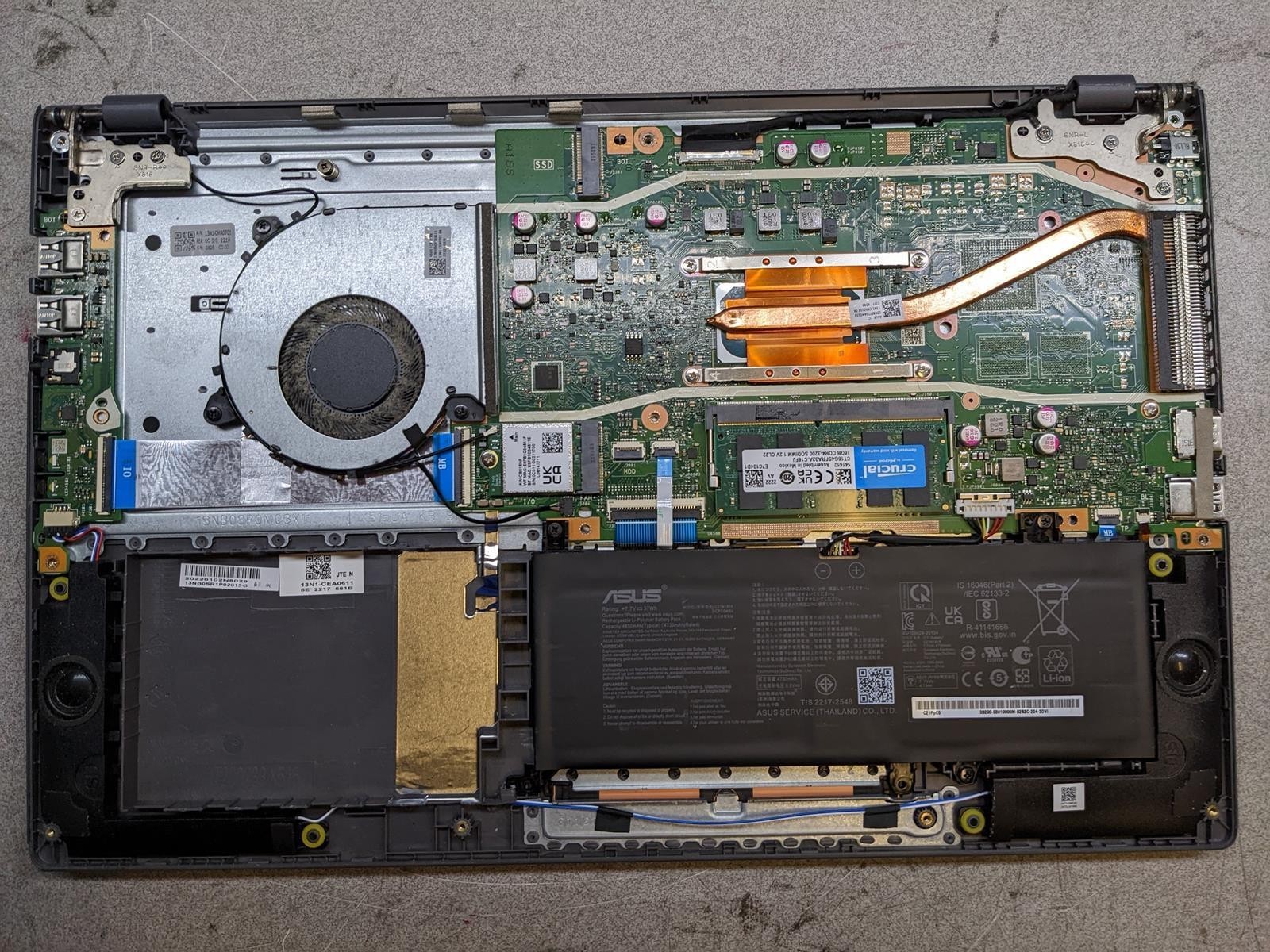 ASUS VIVOBOOK R565E i5-1135G7 @ 2.40GHz, 20GB RAM, NO HDD/OS