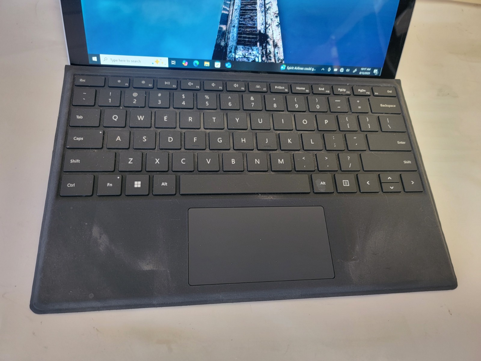 Microsoft Surface Pro 5 Intel m3-7Y30 1.00GHz 4GB RAM 128GB M.2 NVMe Win 10 P