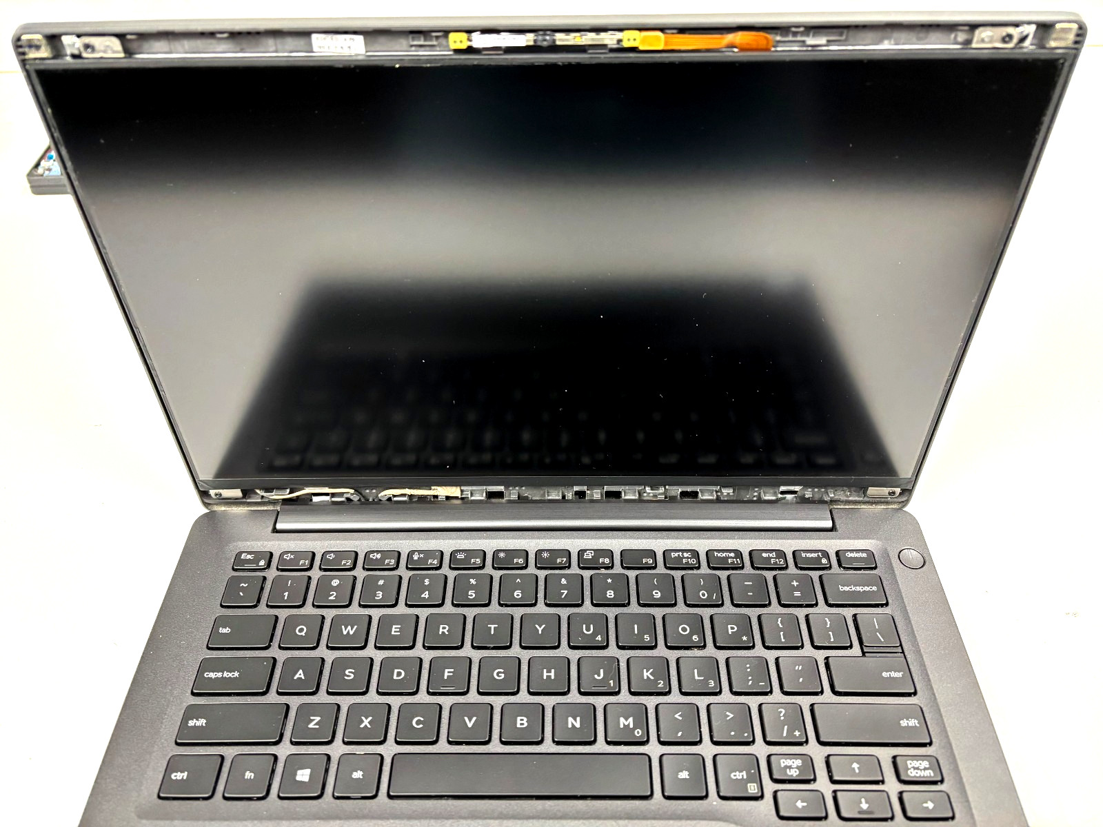 Lot (7) Dell Latitude 7400 14″ i7-8665U, 1.90GHz, NO HDD NO RAM NO BATTERY PARTS