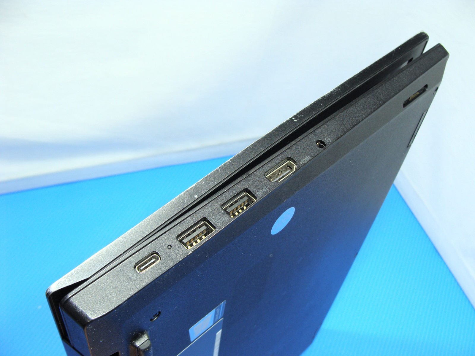 Lenovo ThinkPad E15 15.6″FHD Intel i5-10210U 1.6Ghz 8GB 512GB Windows 11 Pro +PA