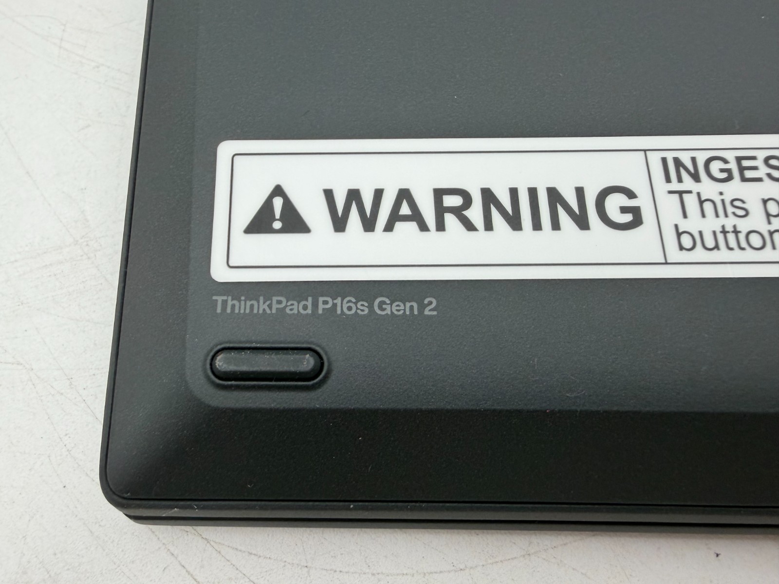 Lenovo ThinkPad P16s Gen 2 16″ 512 GB SSD 16 GB RAM Ryzen 5 Pro 7540U AMD 740M