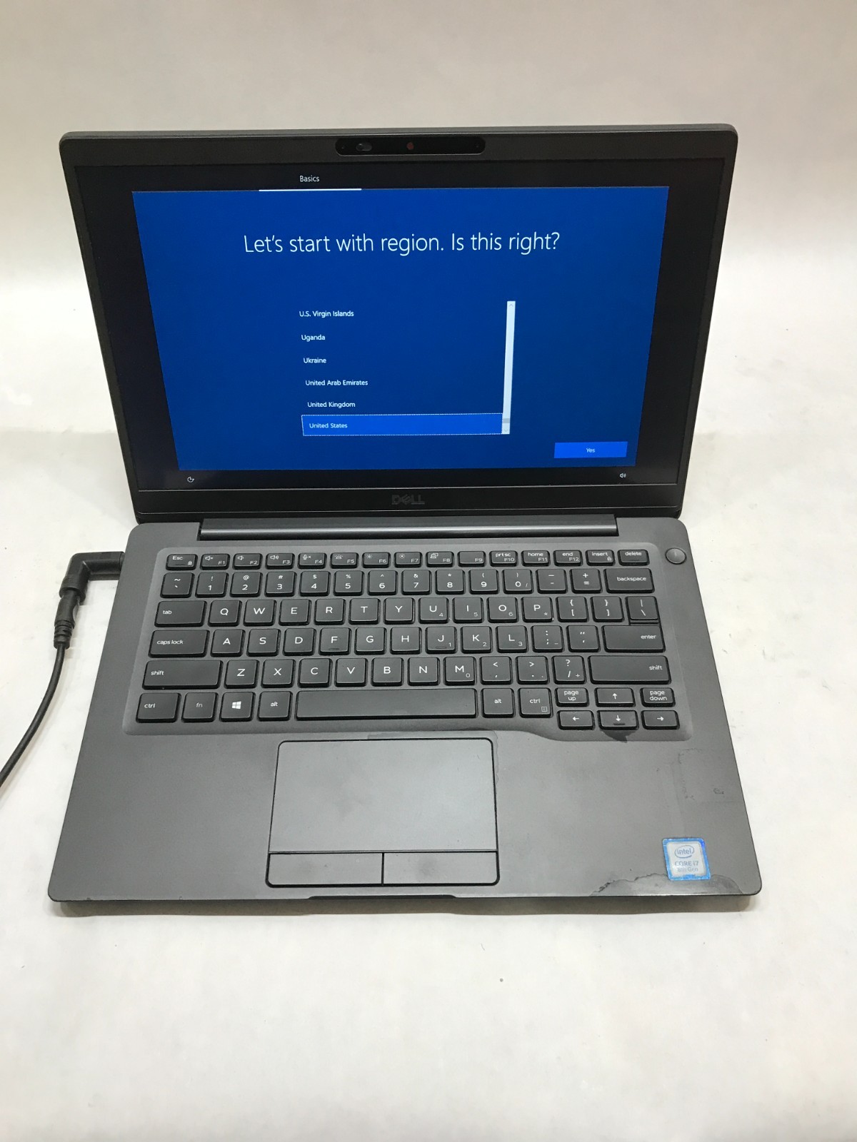Dell Latitude 7300 13″ Intel Core i7 8GB RAM 256GB SSD Windows 10 C-Grade!! – DW