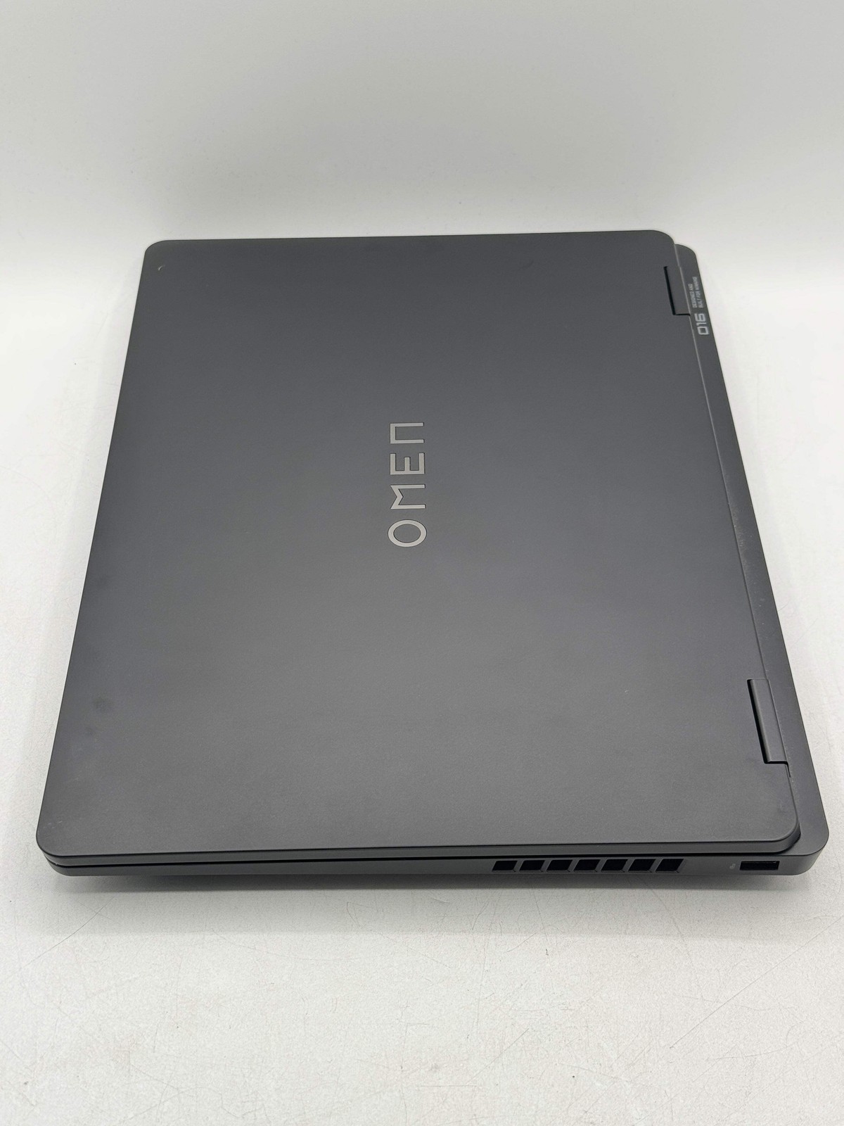HP Omen 16-ap0053dx 16″ Ryzen 9 8940HX 2.4GHz 32GB RAM 1TB SSD GeForce RTX 5060