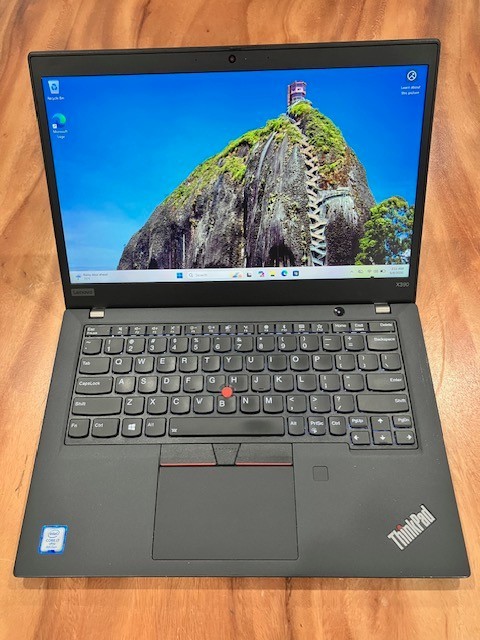 Lenovo ThinkPad X390 Yoga i7-8665U 16GB 256GB SSD Windows 11 Pro TOUCH