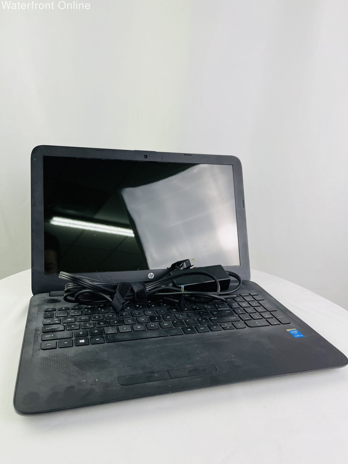 HP Hewlett Packard 15-ac071nr 15.6″ Intel Core 5th Gen 8GB 1TB HD Charger Works