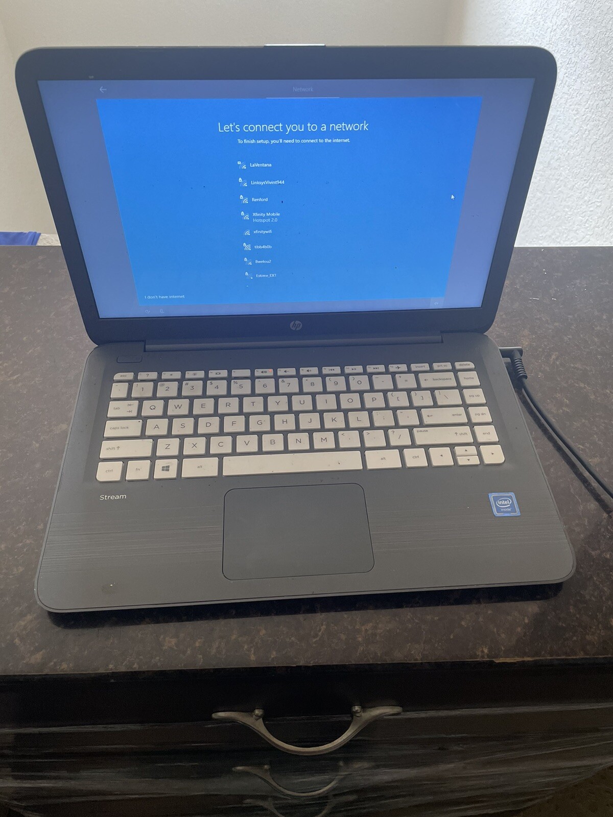 HP Stream 11-d010wm 11.6in. (32GB, Intel Celeron N, 2.58GHz, 2GB)…
