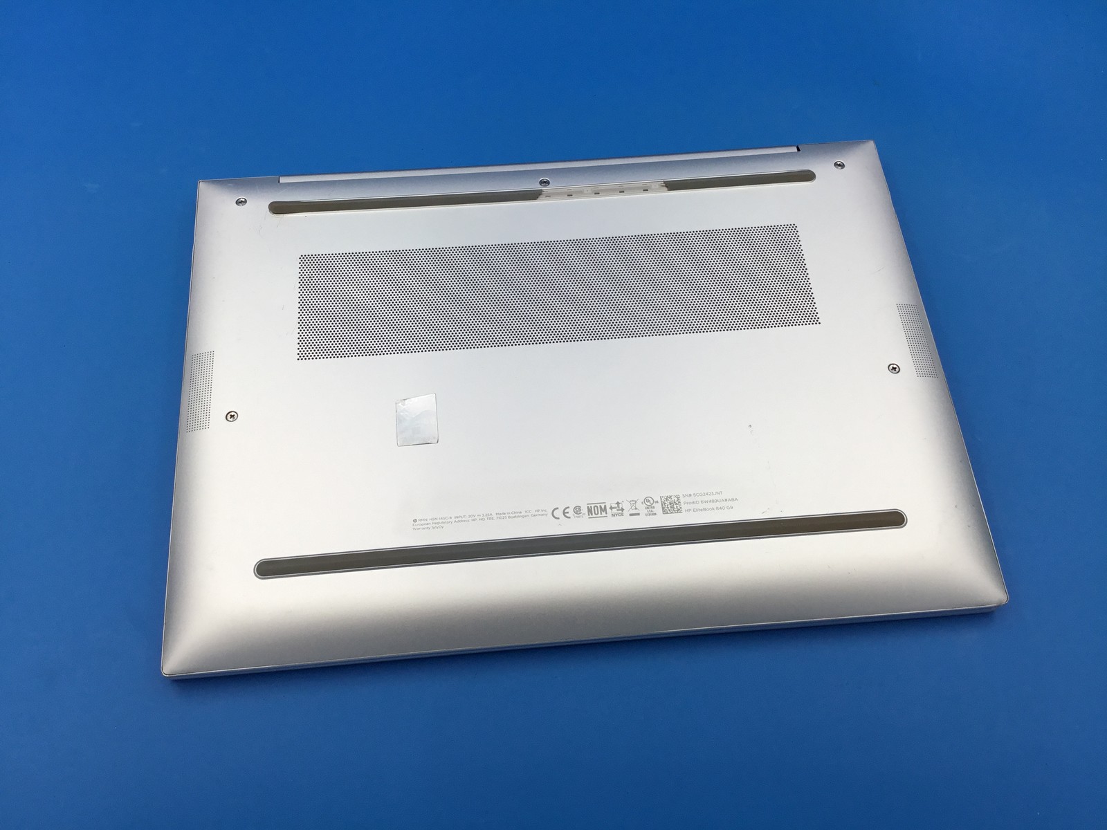 HP Elitebook 840 G9 LAPTOP 14″ i7-1270P 16GB RAM 256SSD BT BKLT WEBCAM FHD NO OS