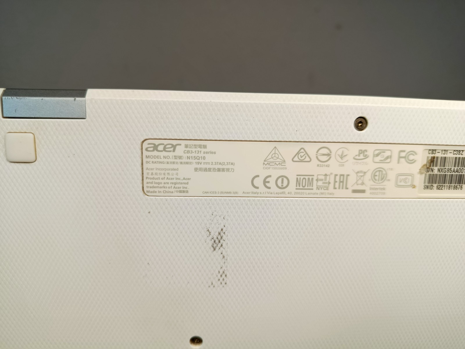 ACER Chromebook CB3-131 N15Q10 w/ Power Adapter Charger White