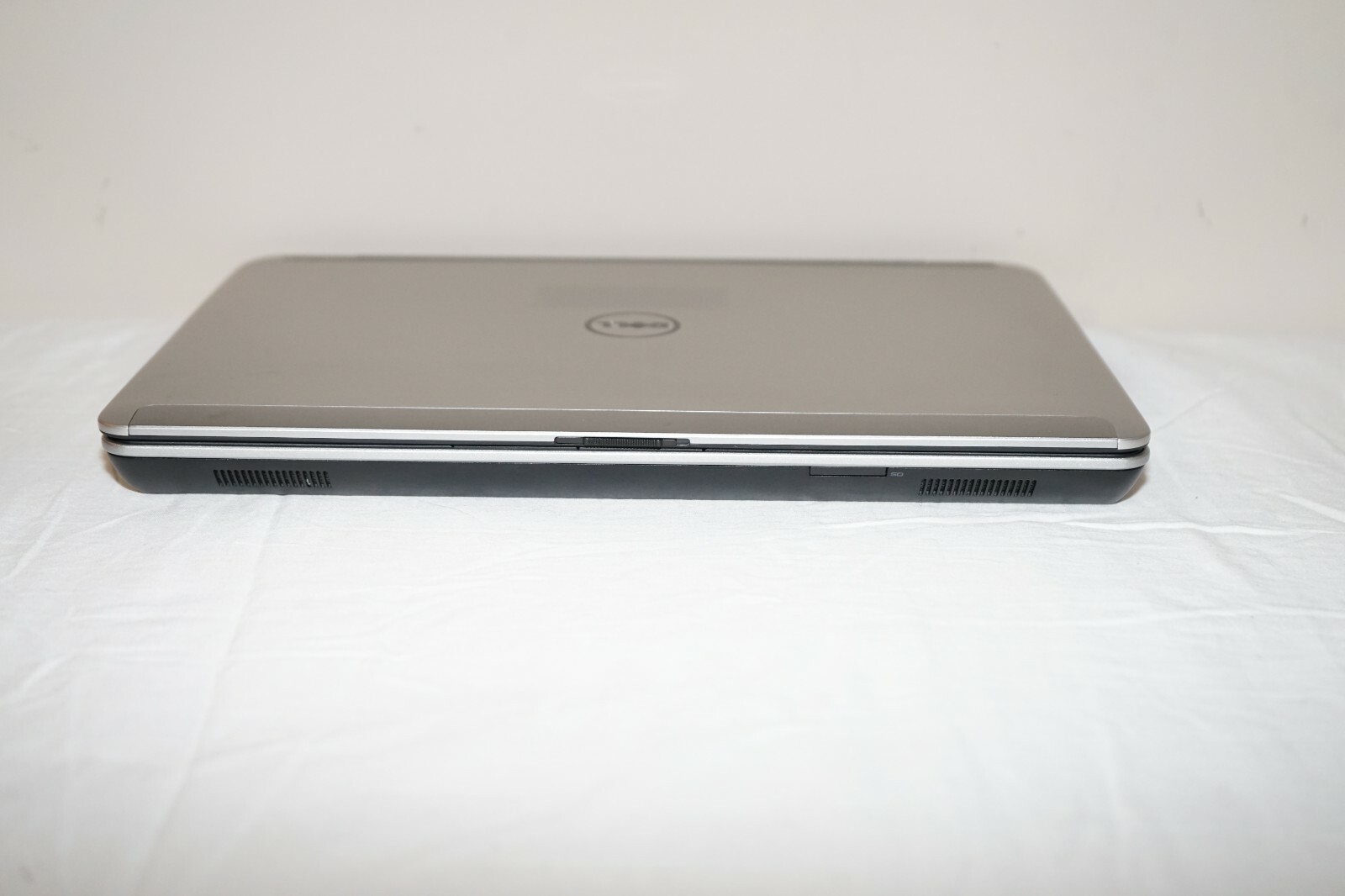 ^ Dell Latitude E6440 14″ Intel Core i5-4300M @ 2.60GHz 8GB Ram No HD #C1418