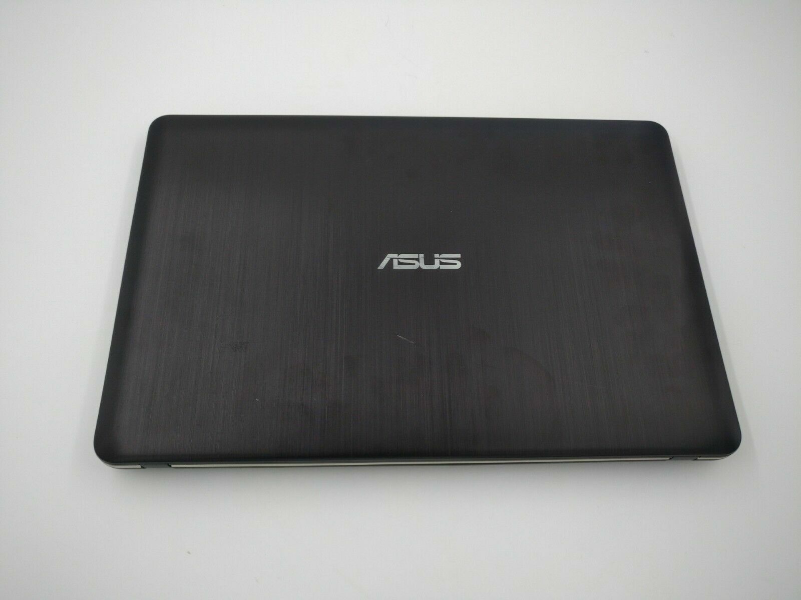 Asus X540L laptop, AMD, 4 gb ram, 500 gb HDD.