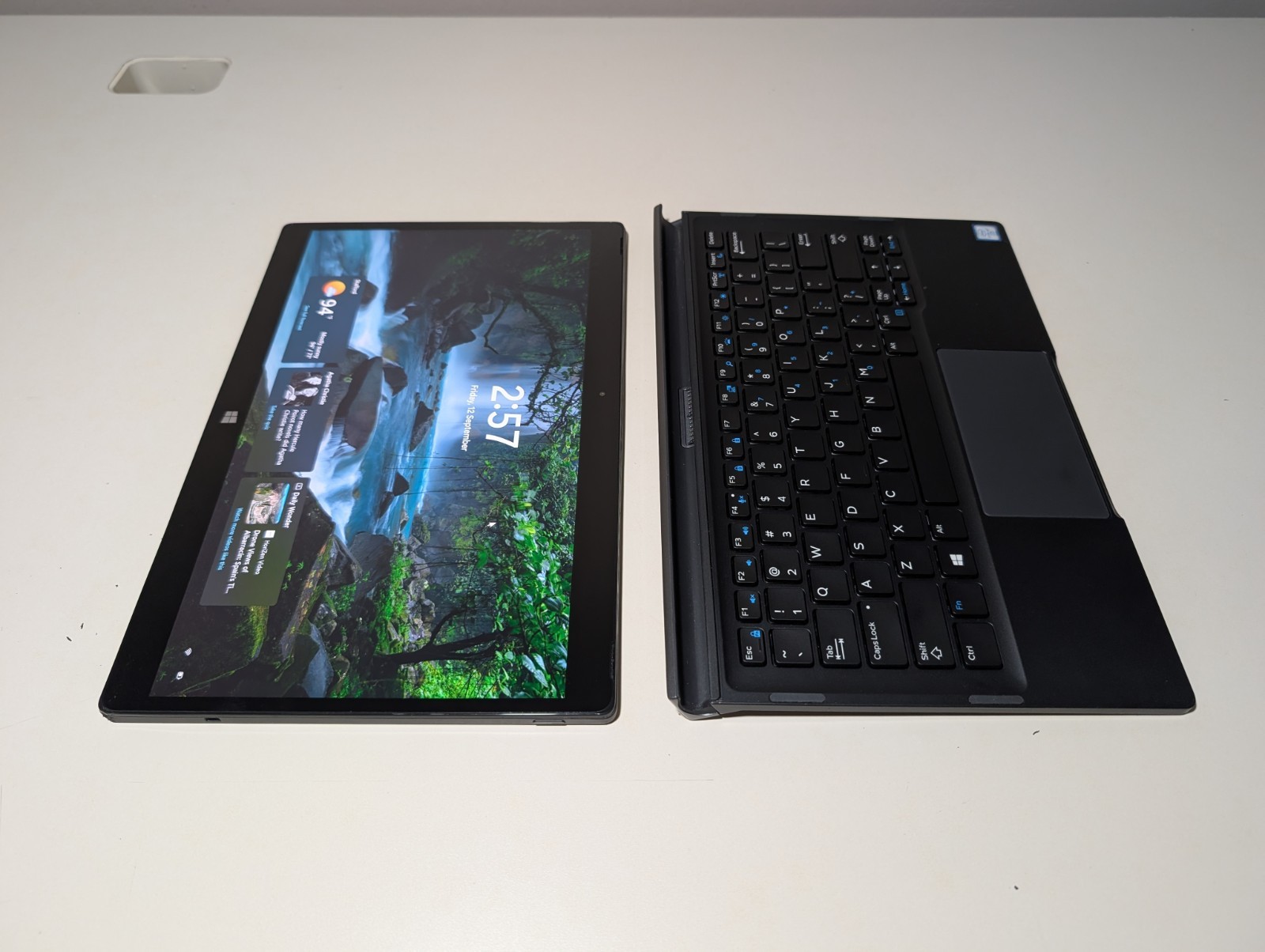 Dell Latitude 7275 4K | Core m7 8GB RAM 256GB SSD | Backlit Win 11 Pro RARE