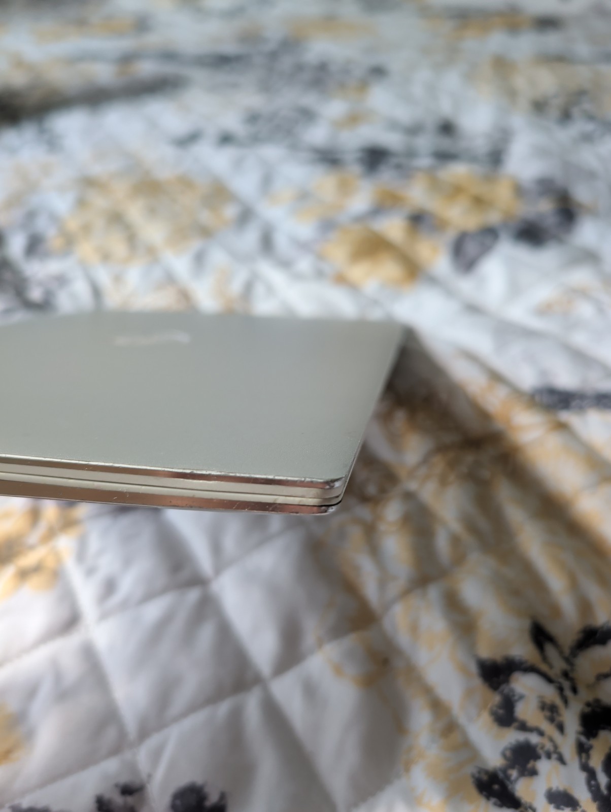 Dell XPS 9310, 13 Inch Touch 3.5K Oled Display, I5 11 Gen, 8 Gb Ram, 256 Gb Ssd.