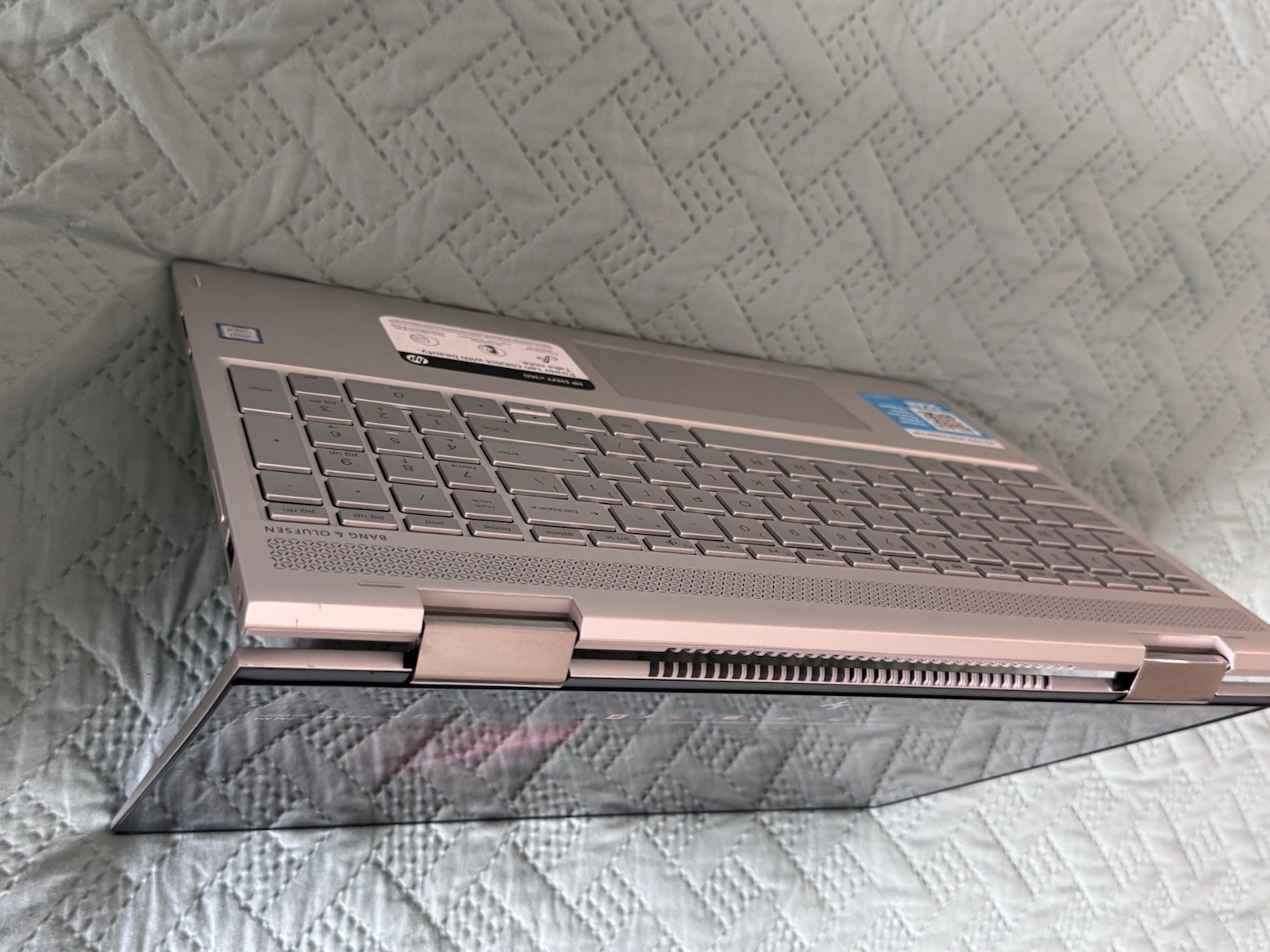 HP Envy x360 15.6″ Touch 2-in-1 Laptop i5-8250U 12GB RAM 1TB HD Win 10