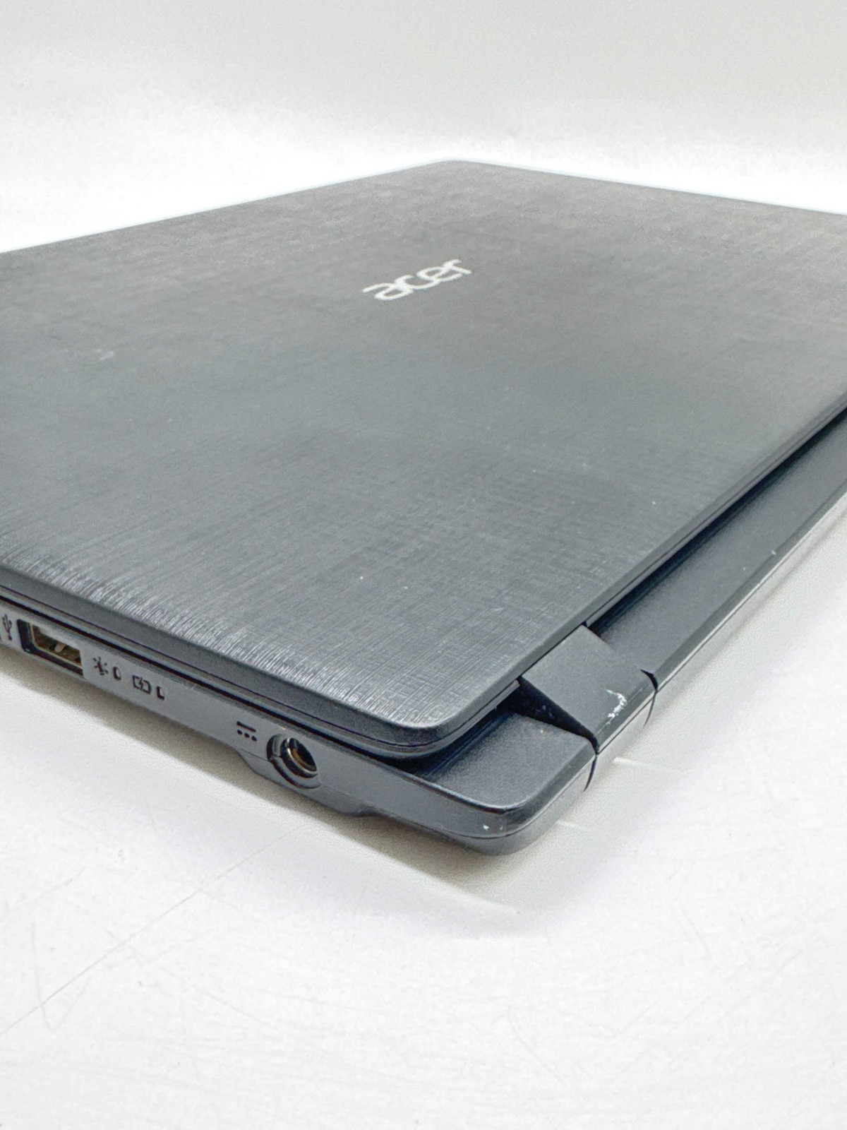 Acer Aspire 3 15.6″ A315-21 AMD E2-9000e@1.5GHz 4GB RAM 1TB HDD Laptop