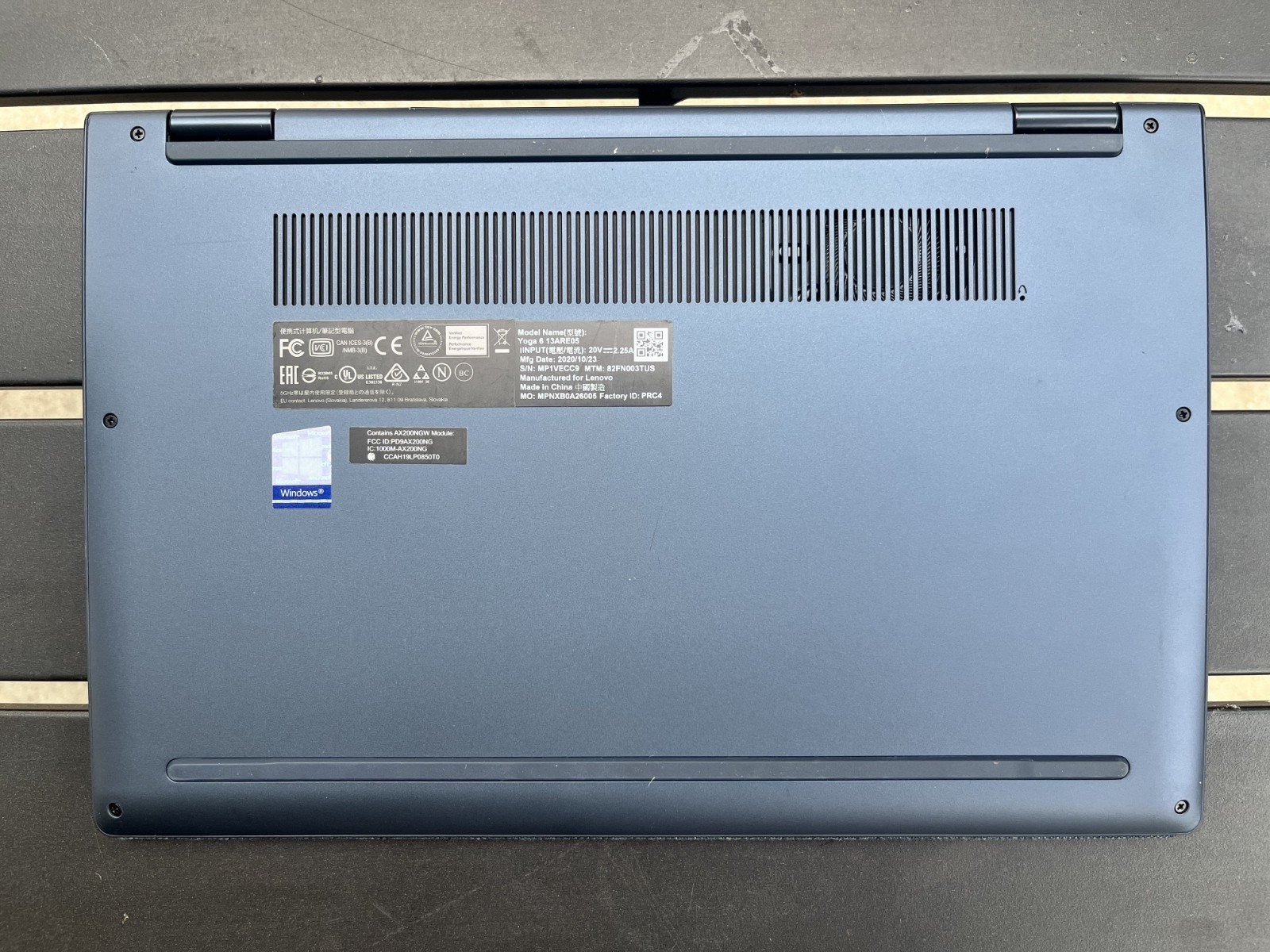 Lenovo Yoga 6 13ARE05 13.3″ (256GB, AMD Ryzen 5 PRO 4000 Series, 4.00 GHz, 8GB)