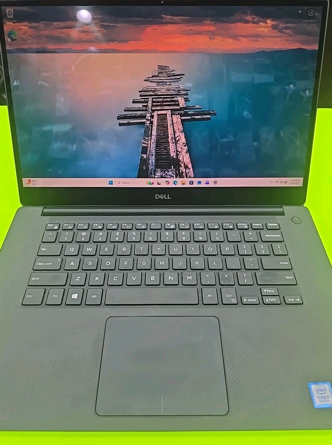 Dell Precision 5540 15.6” 16 GB RAM 1TB HD Core i7 9th Gen 2.6GHz Touch Screen