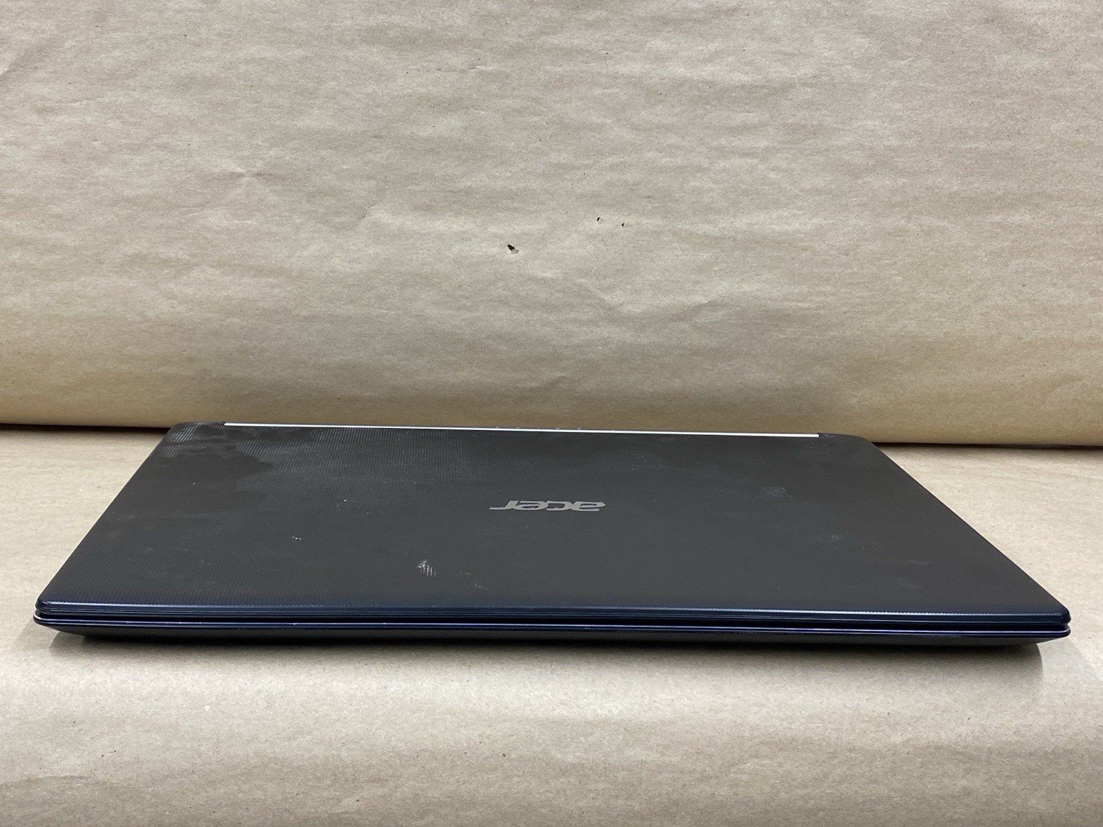 Acer Aspire A515-51 – 15.5″ FHD – i3-7100U – 8GB – 128GB SSD – Win 10 Pro – READ
