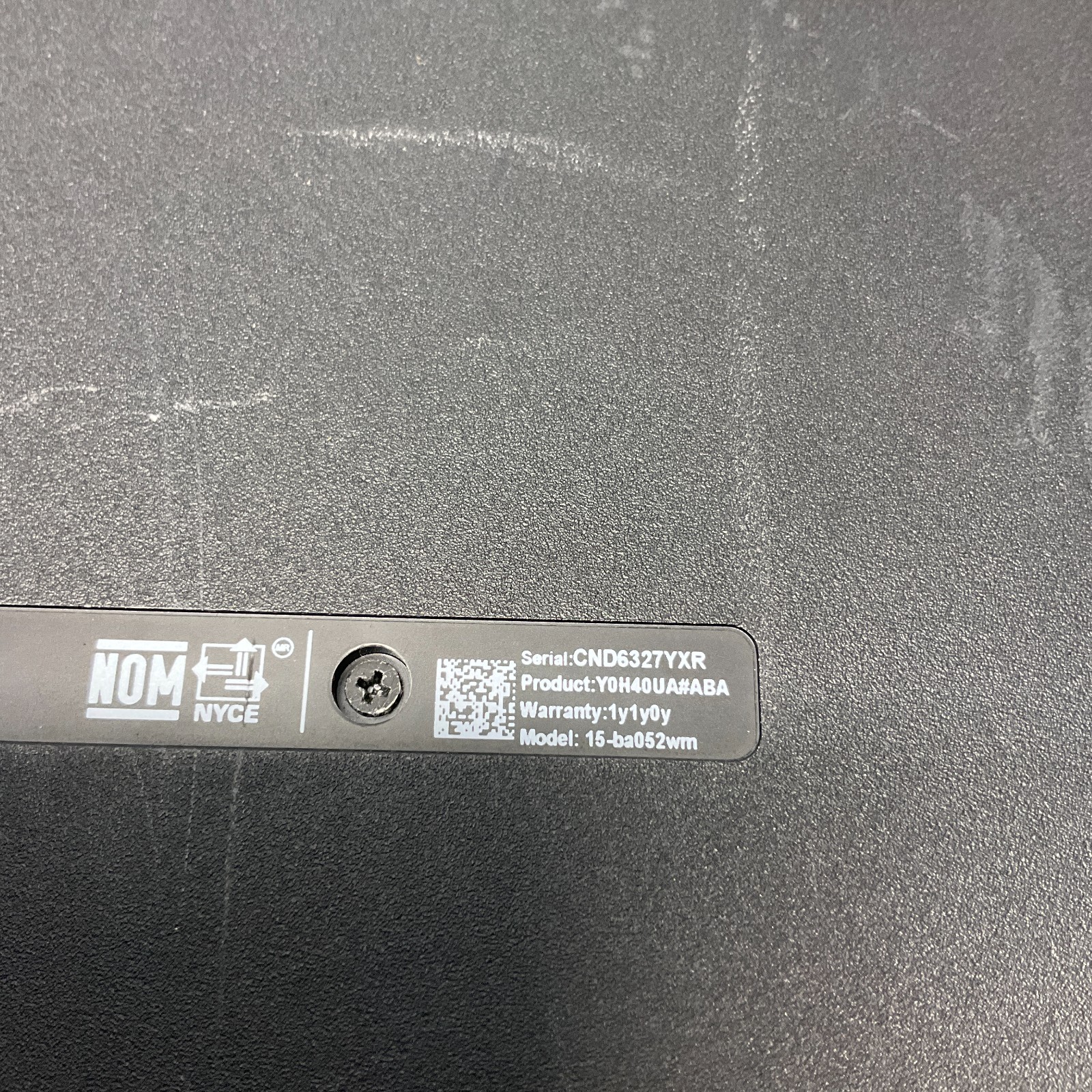HP 15-ba052wm Laptop AMD A10-9600P Radeon R5 8GB RAM, 1TB HDD Windows 10 Pro