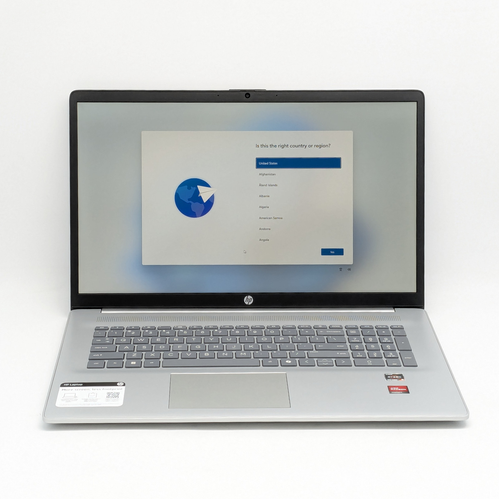 HP Laptop 17-cp2025dx 17.3″ AMD Ryzen 5 7520U 8GB DDR5 512GB SSD Windows 11 Home