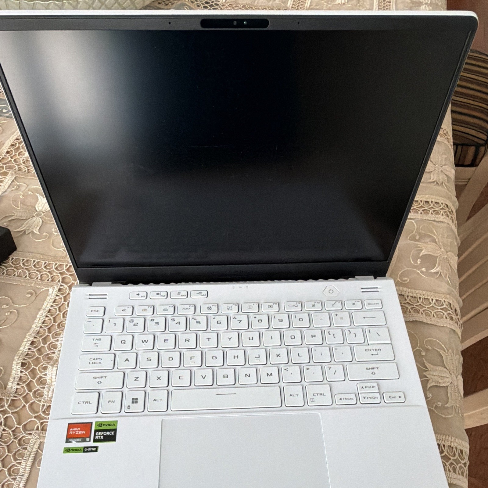 ASUS ROG Zephyrus G14 GA402XV + Xbox Controller + Headset $1200