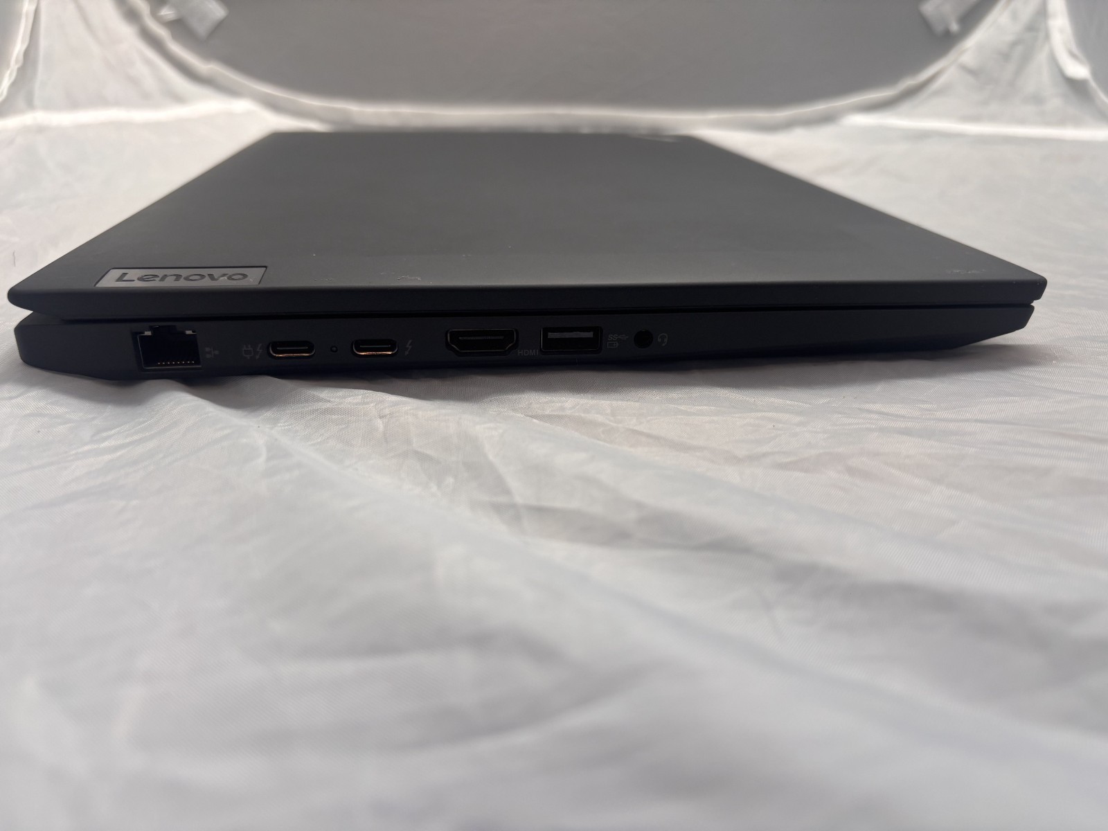 Lenovo ThinkPad T14s Gen 3 14″ WUXGA Intel Core i7-1270P 16GB 256GB LTE