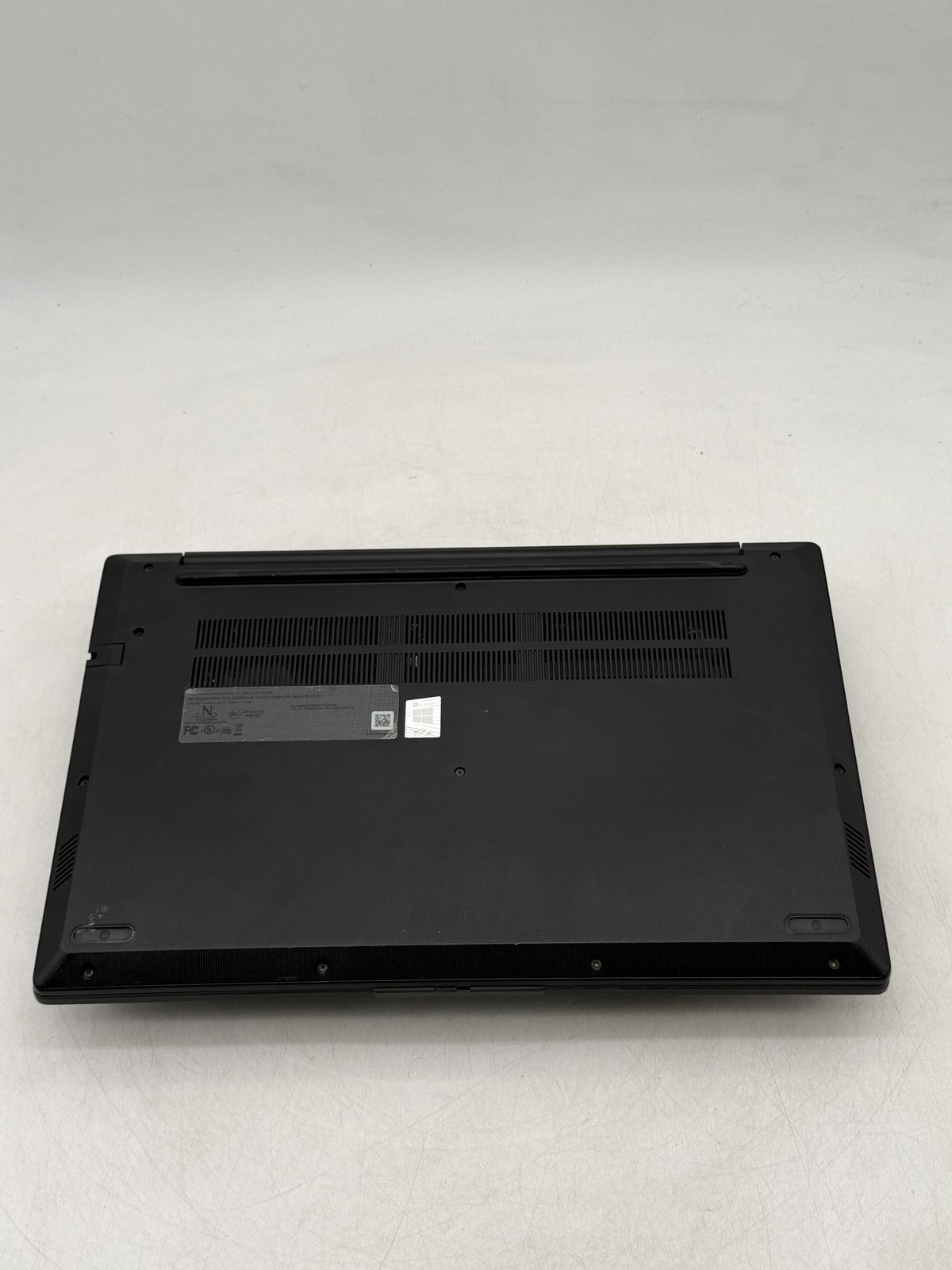 Lenovo V15 (G2) ITL 15.6″ -i3-1115G4- 8GB 256GB No OS Read