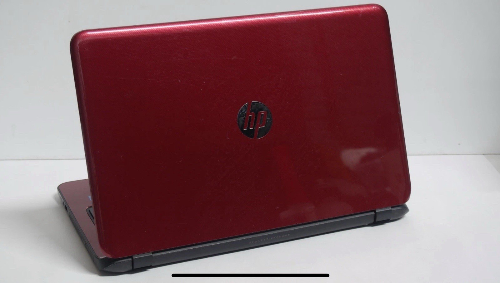 HP Notebook 15-f272wm 15.6″ (500GB HDD, Intel Pentium, 2.16GHz, 4GB) Laptop