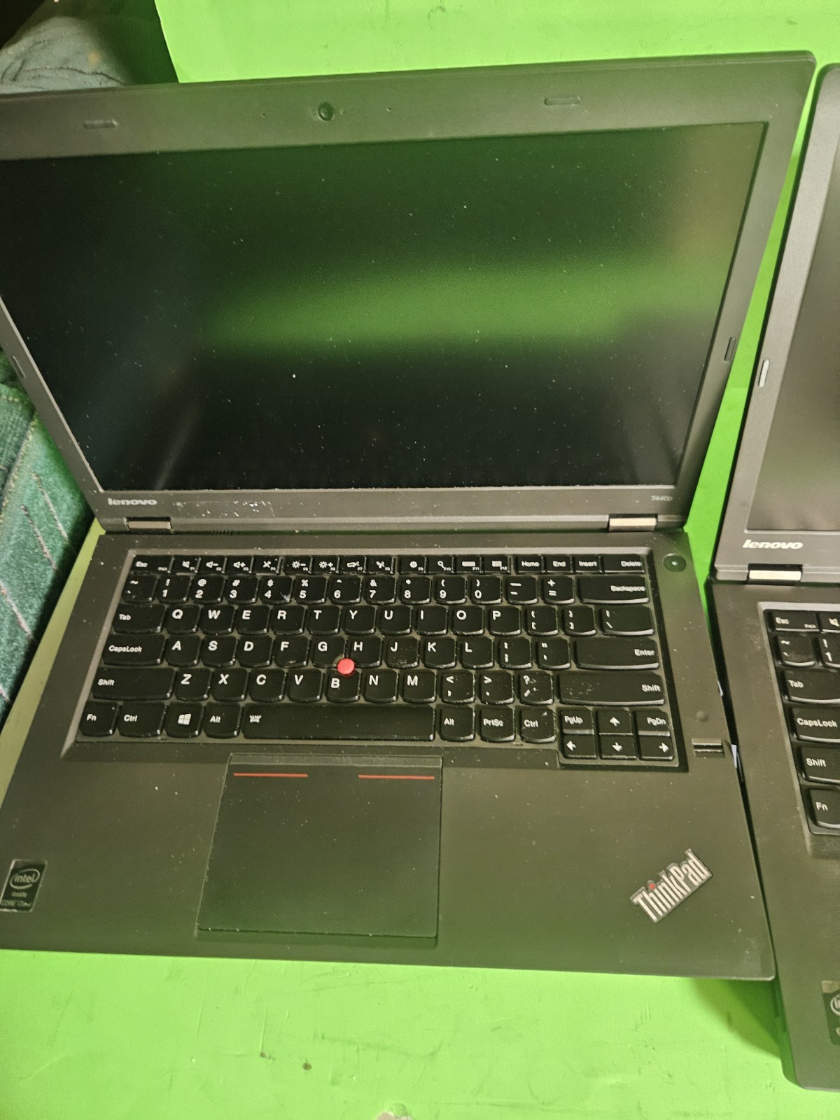 Lot of 34 Lenovo Thinkpad T440 T440P T450S AND OTHERS WITH BATTERYS