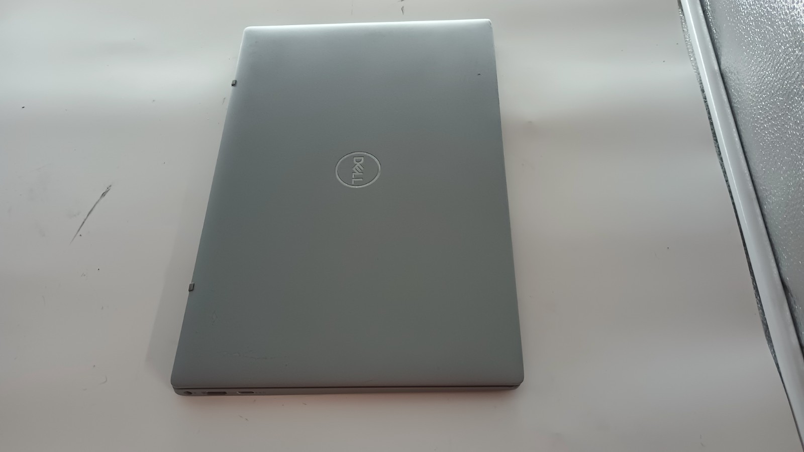130112 Latitude3320 w/charger.i3-1115G4.4GB.128GB NVMe.13.3″FHD. W11.Sim&Nice!