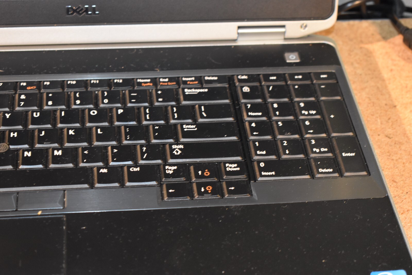 Dell Latitude E6530 Intel Core i5-3340M Windows 7 Pro SSD 32-bit NVidia 5200M
