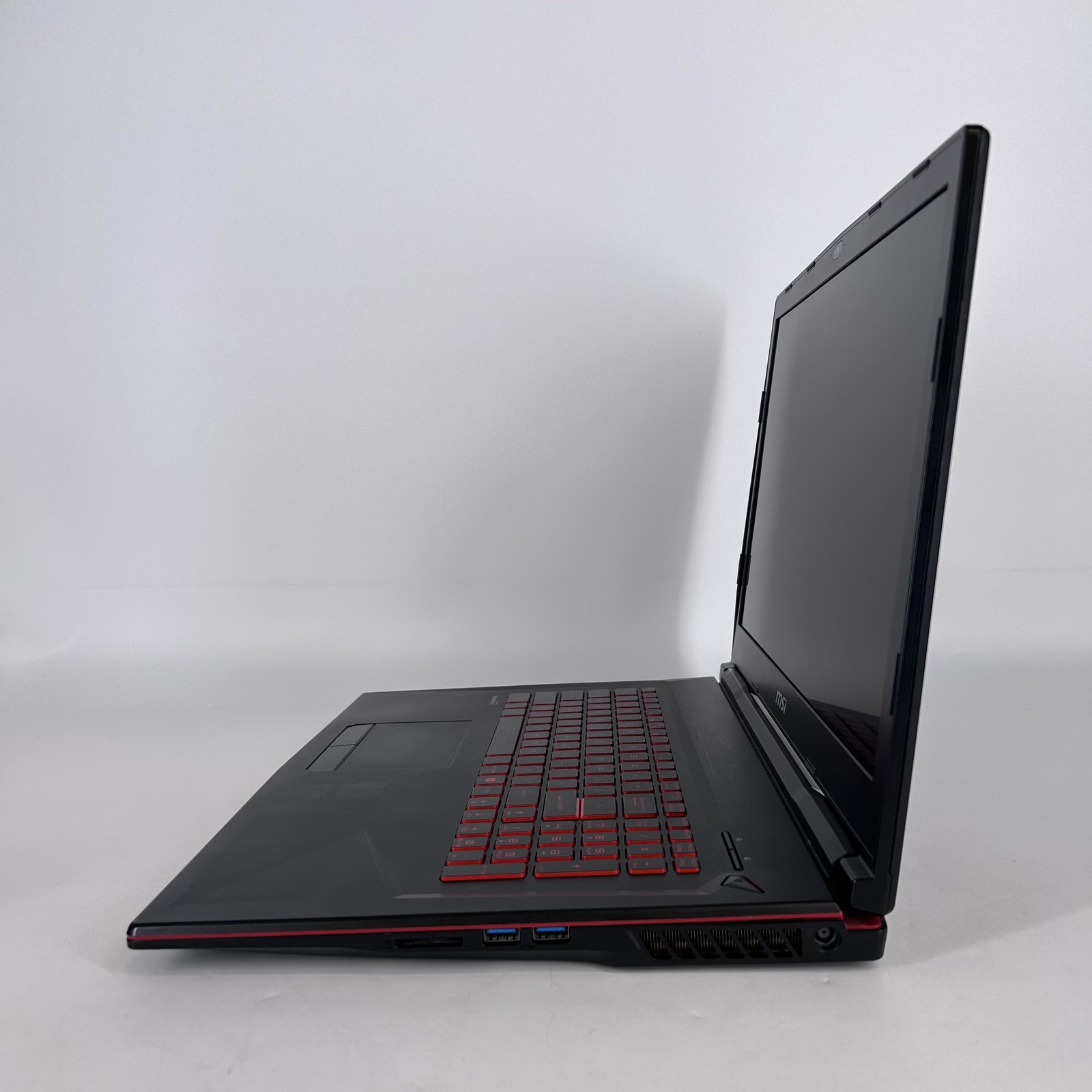 MSI Pulse GL73 16 FHD i7-8750H 2.20GHz 16GB 128GB SSD/1TB HDD GTX 1050 Ti Good